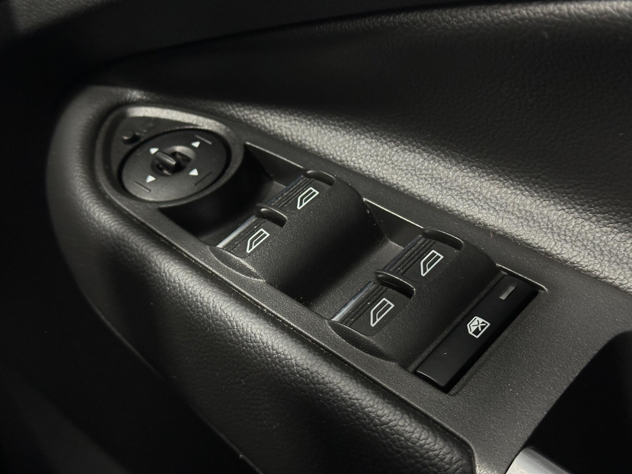 Ford Kuga view 19