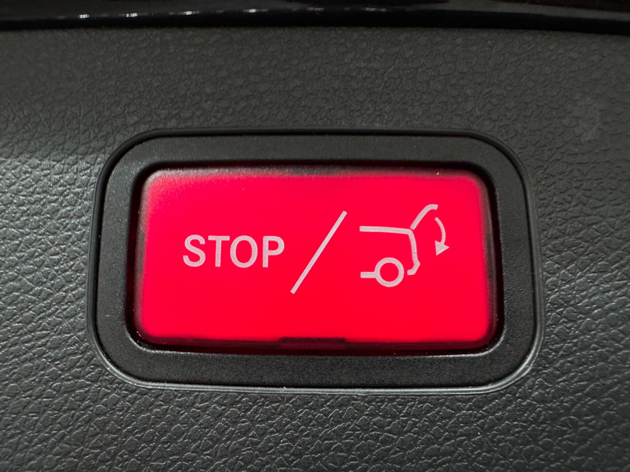 Mercedes-Benz Gla view 57