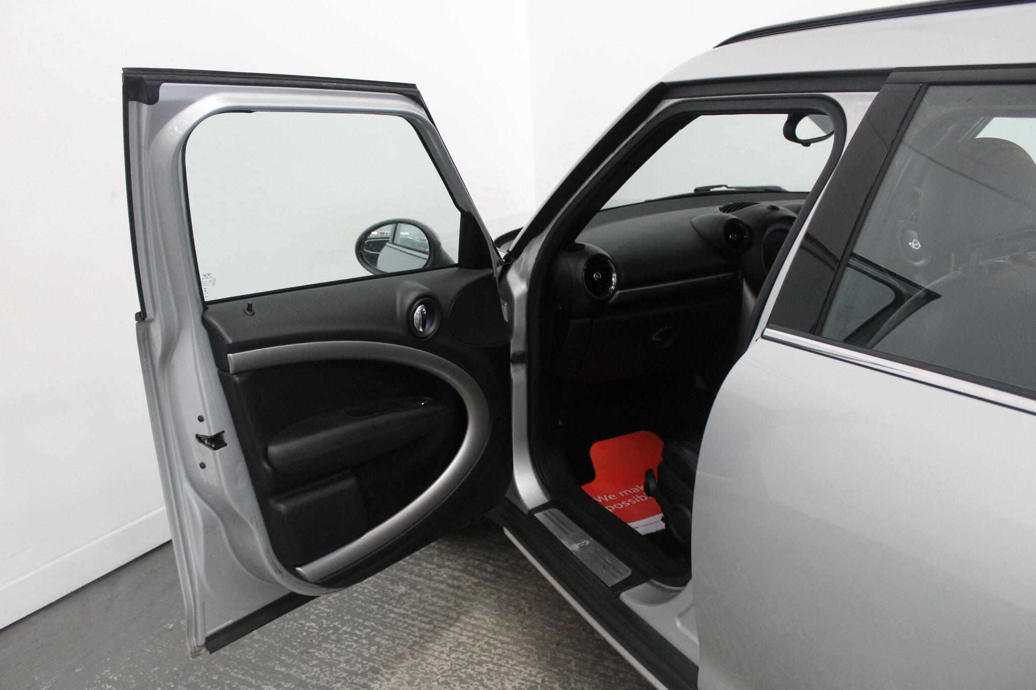 Mini Countryman view 27