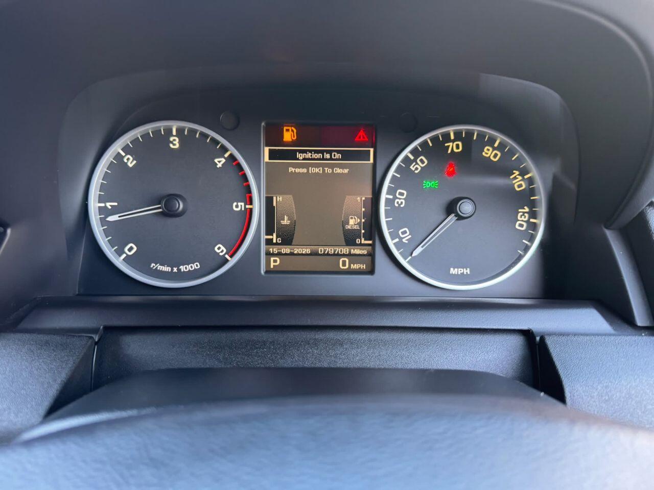 Land Rover Discovery view 12