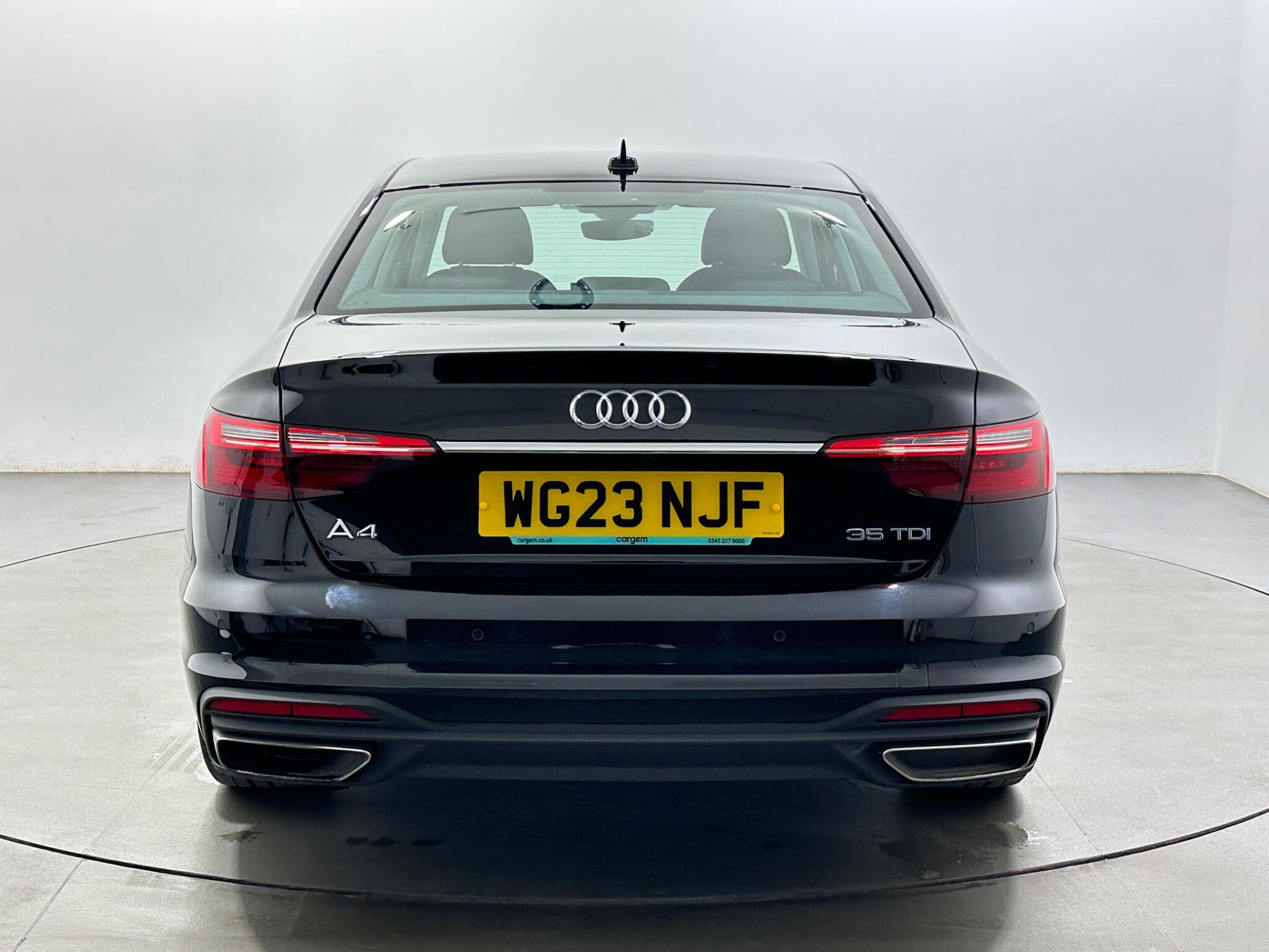 Audi A4 view 7