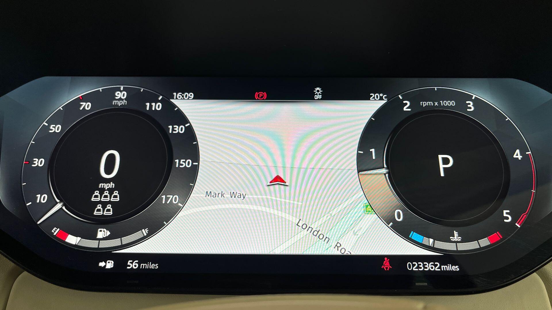 Land Rover Range Rover view 16