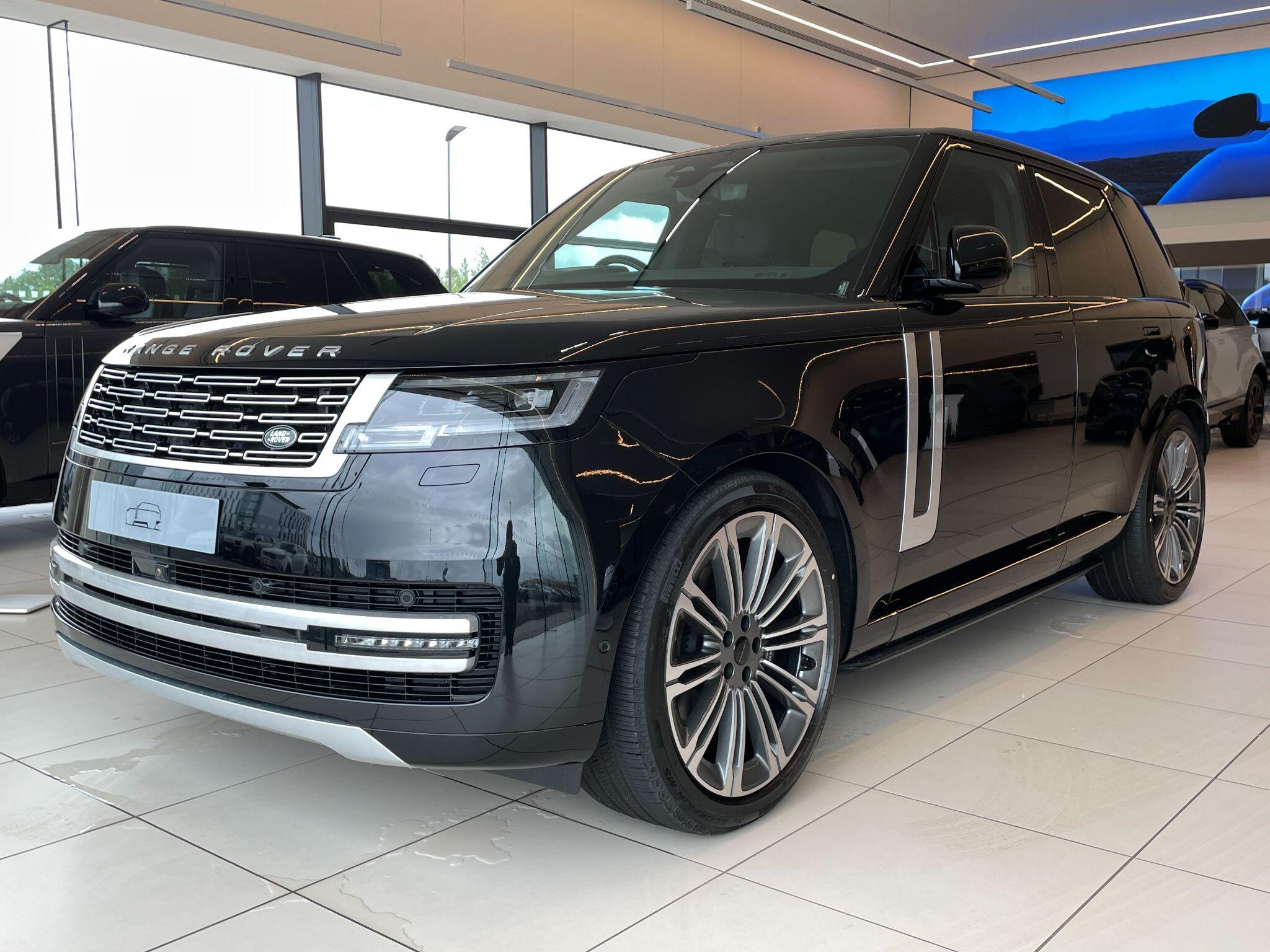 Land Rover Range Rover view 32