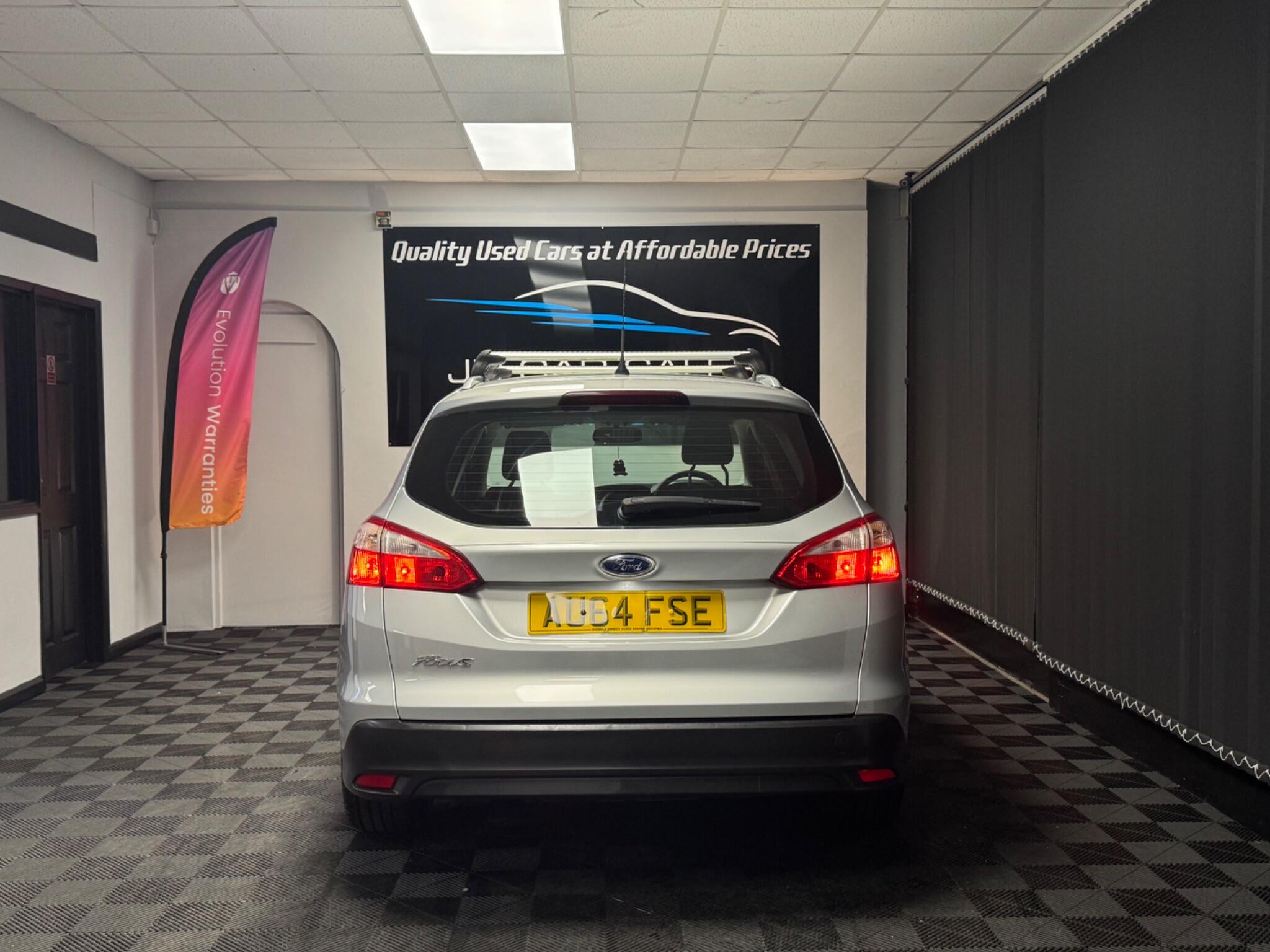 2014 Ford Focus 1.6 TDCi Edge Euro 5 (s/s) 5dr • 59,000 miles image 15