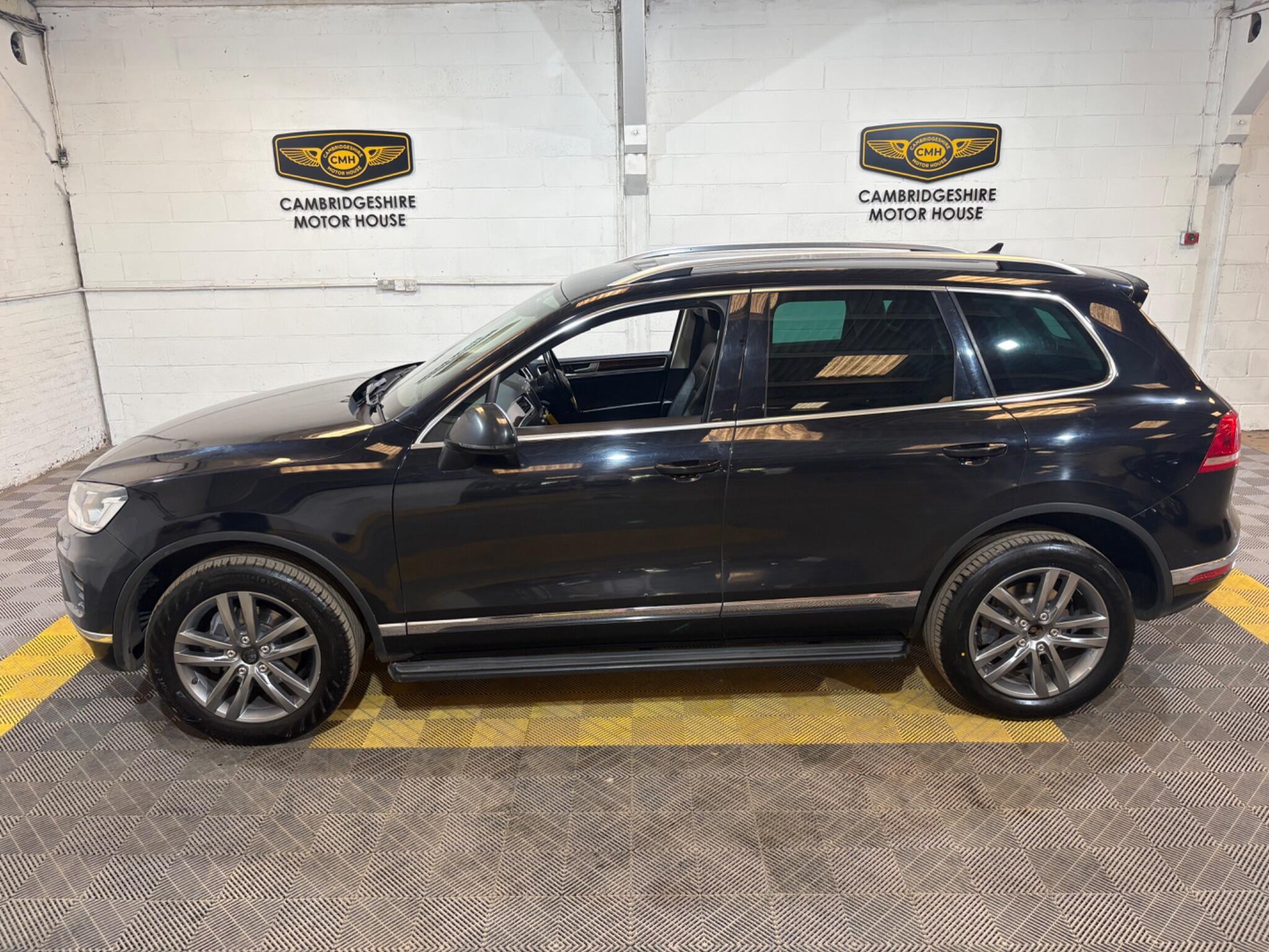 Volkswagen Touareg view 39