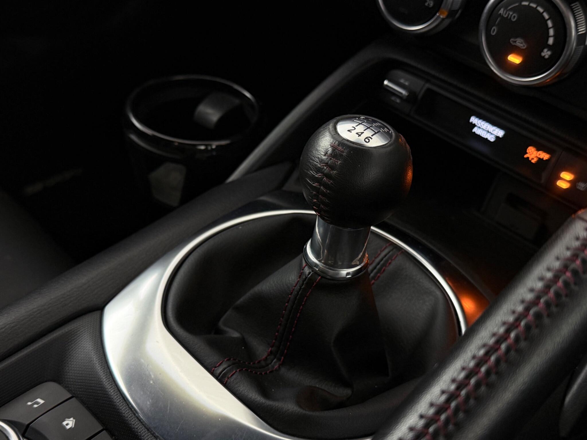 Mazda MX-5 view 25