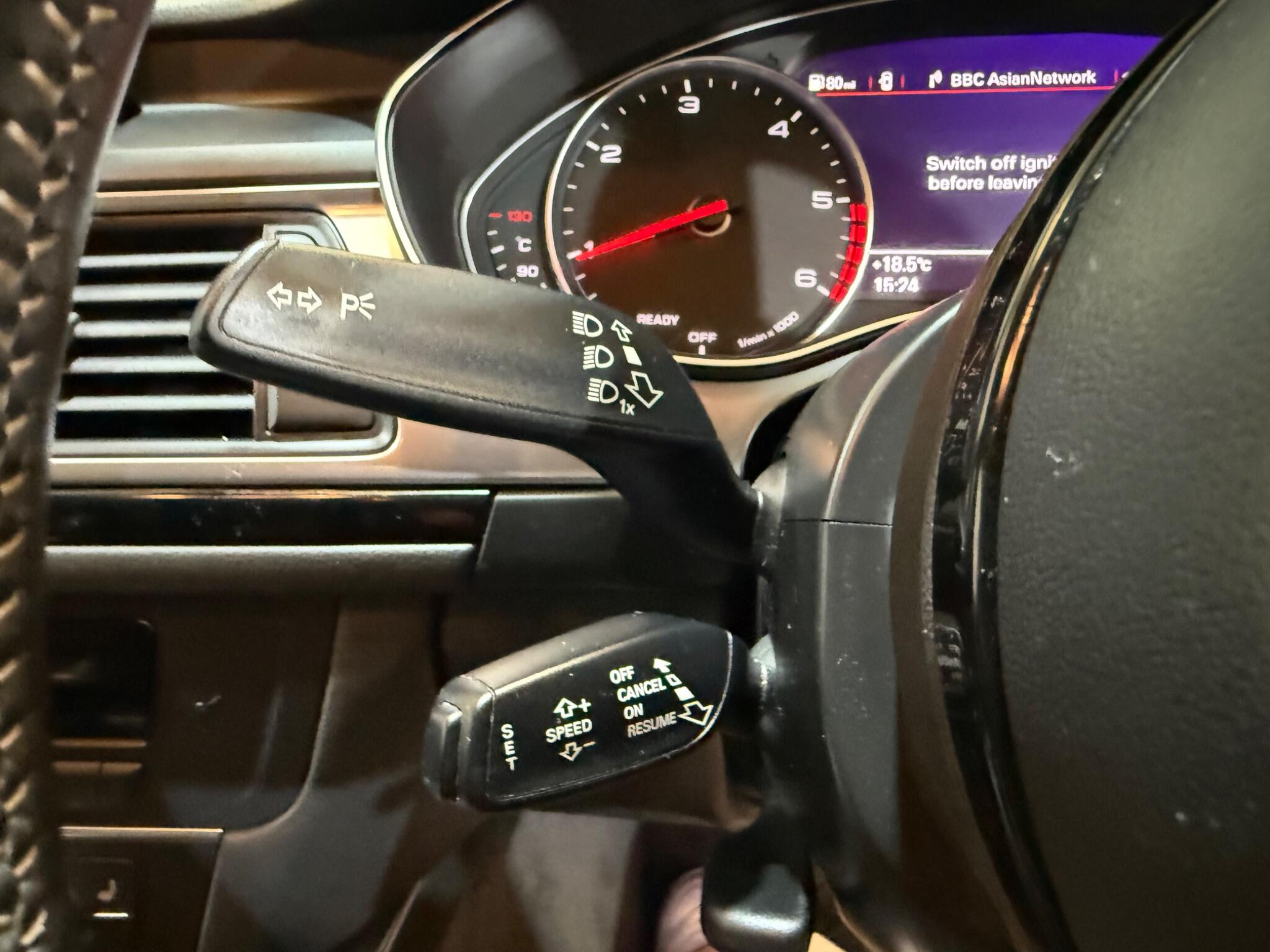 Audi A6 Avant view 30