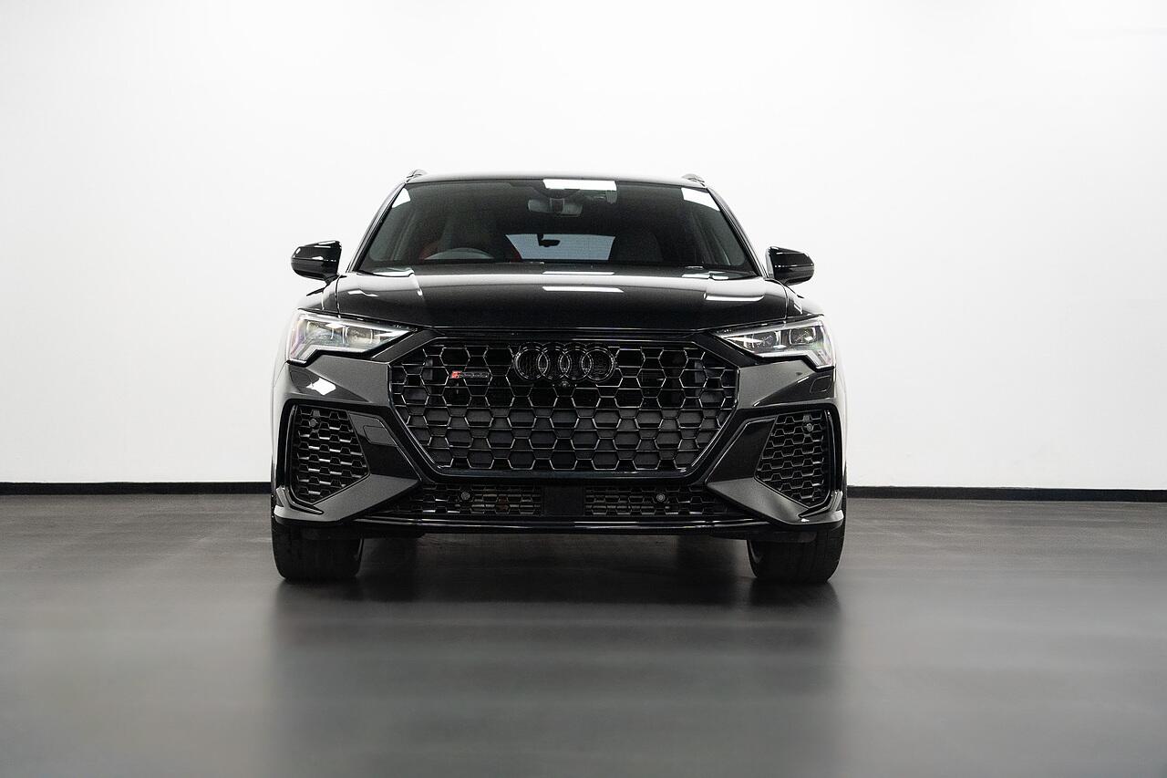 Audi RS Q3 view 37
