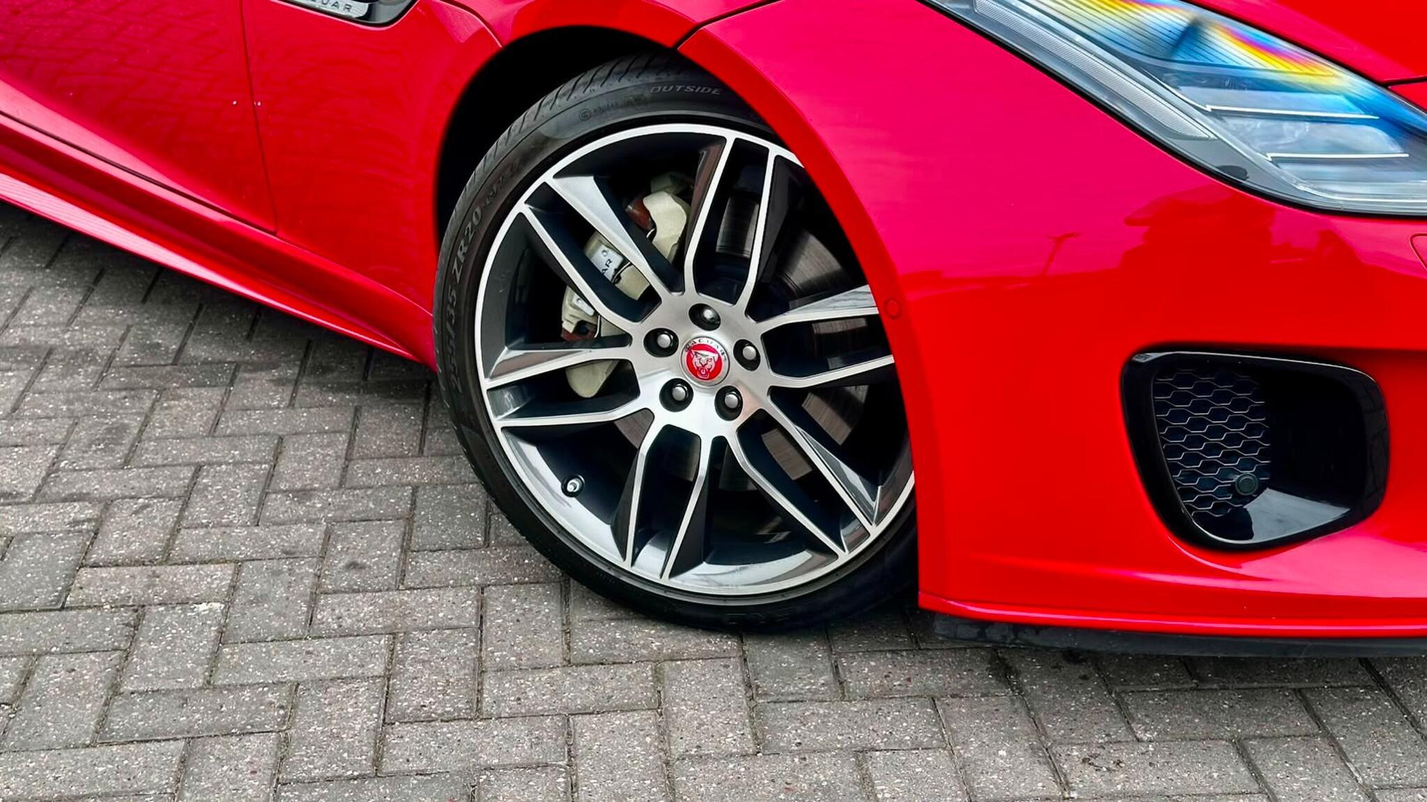 Jaguar F-Type view 16