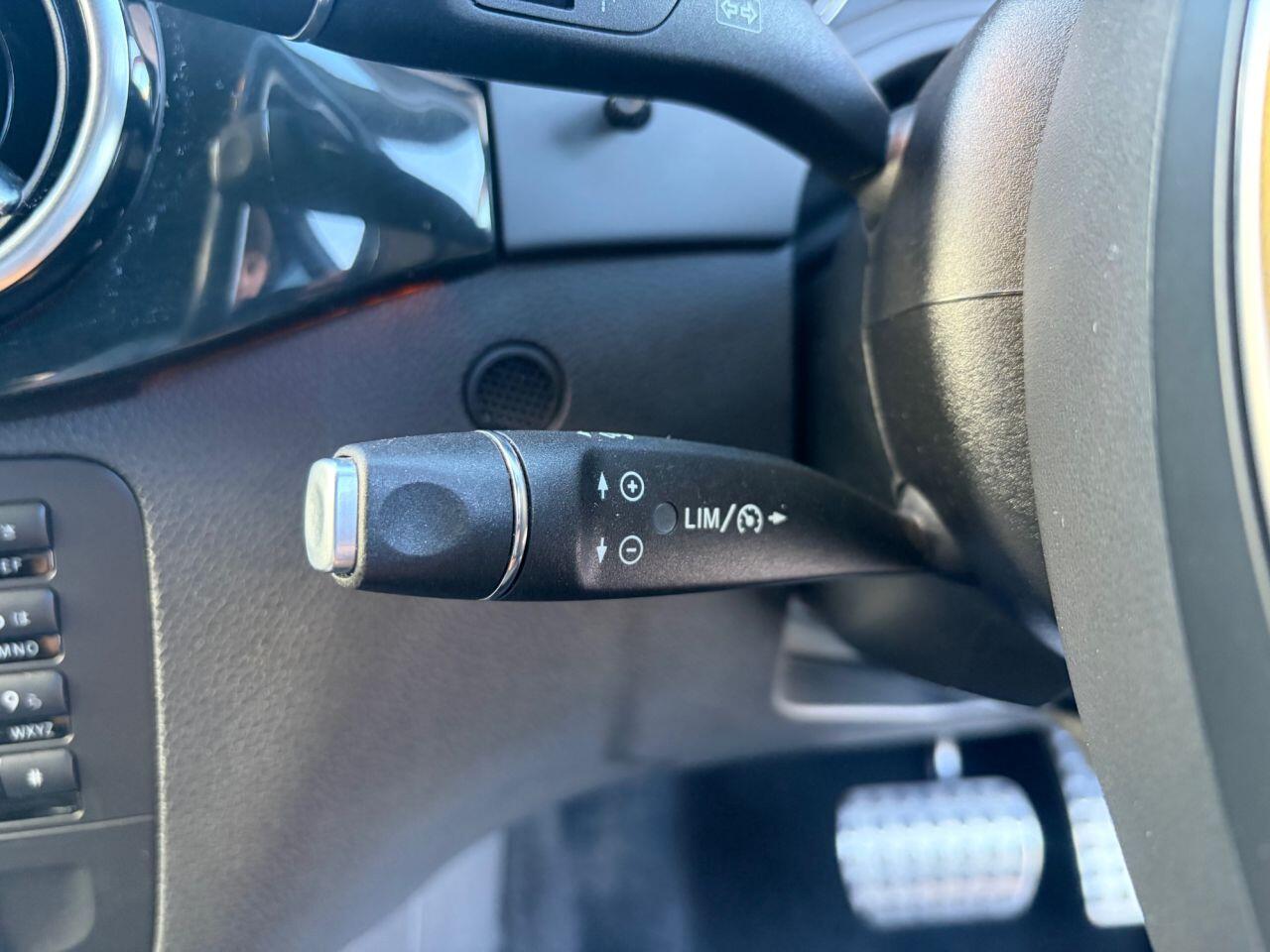 Mercedes-Benz B-Class view 26