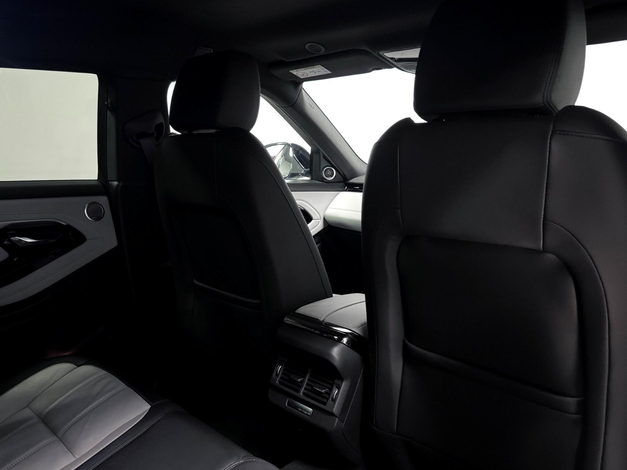 Land Rover Range Rover Evoque view 12