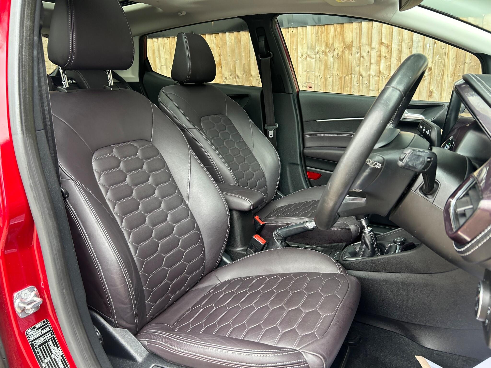 Ford Fiesta view 3