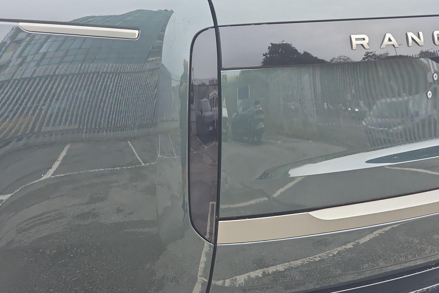 Land Rover Range Rover view 14