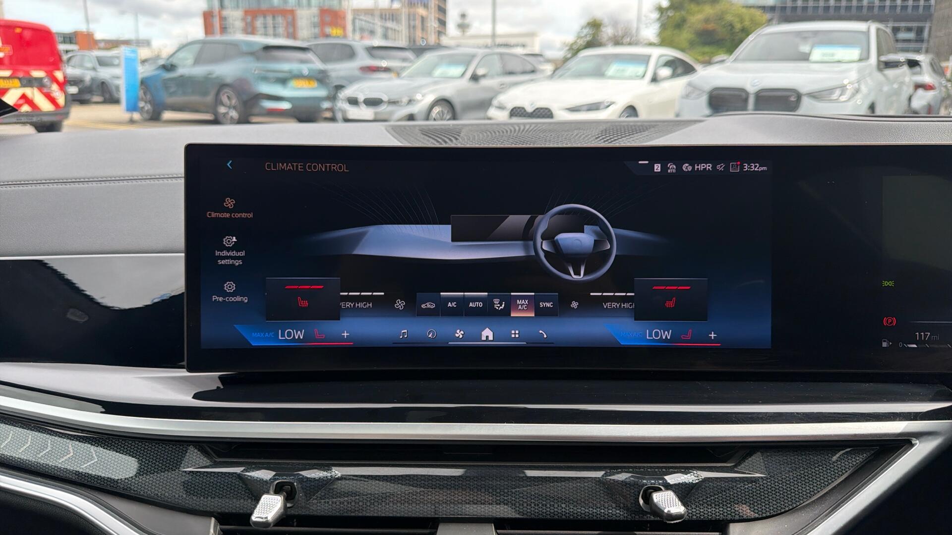 BMW X7 view 73
