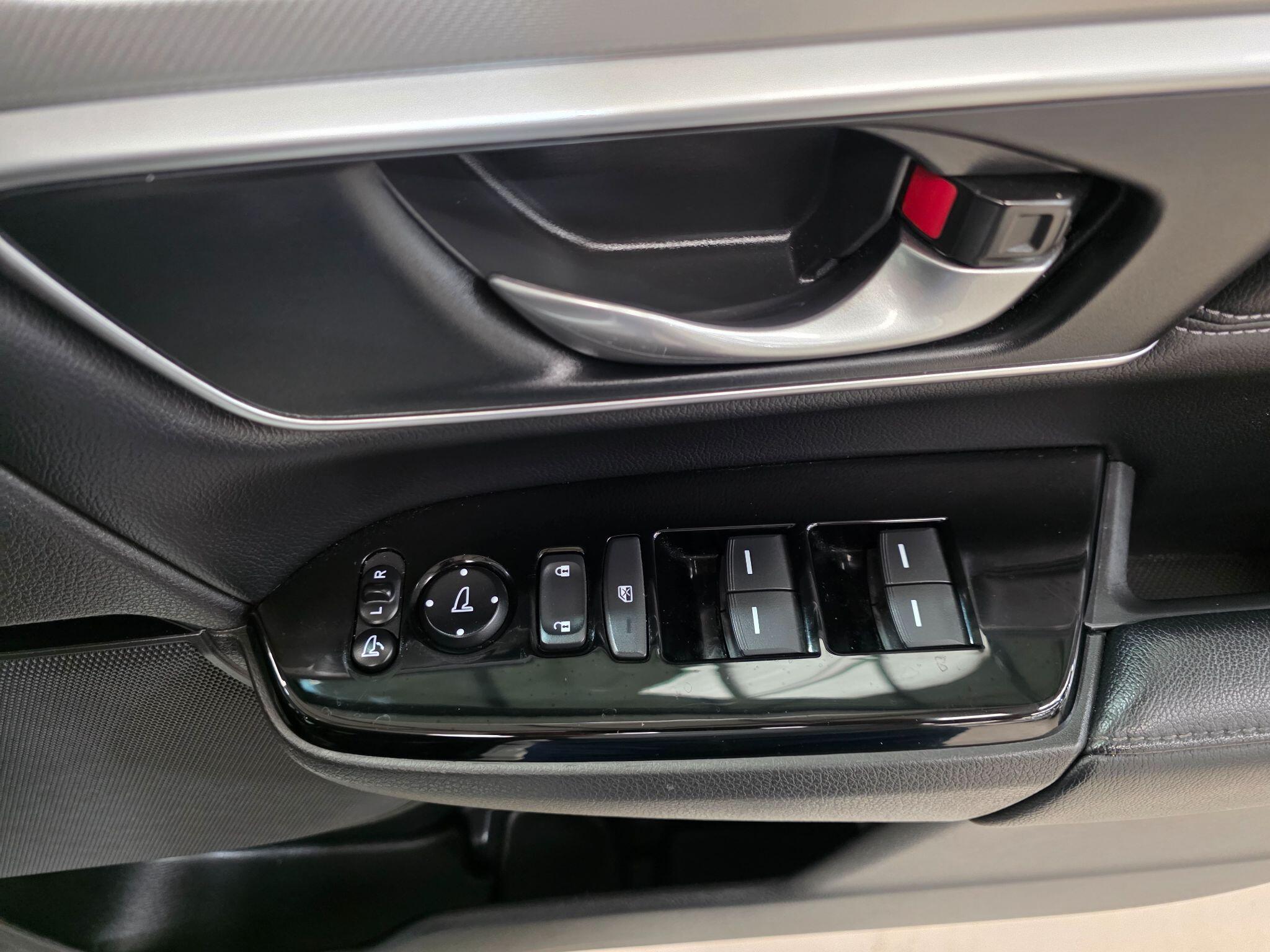 Honda CR-V view 12