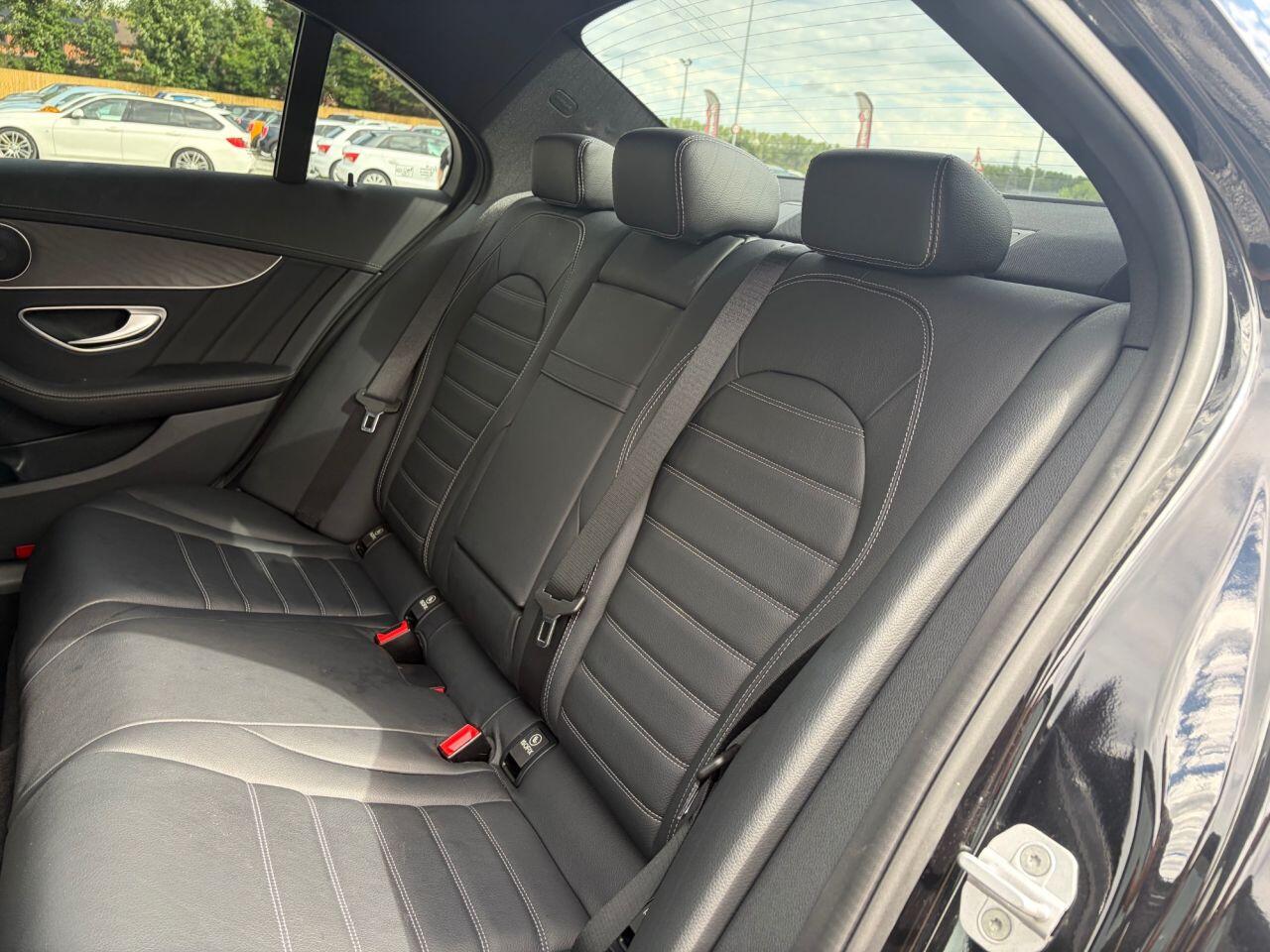 Mercedes-Benz C-Class view 19