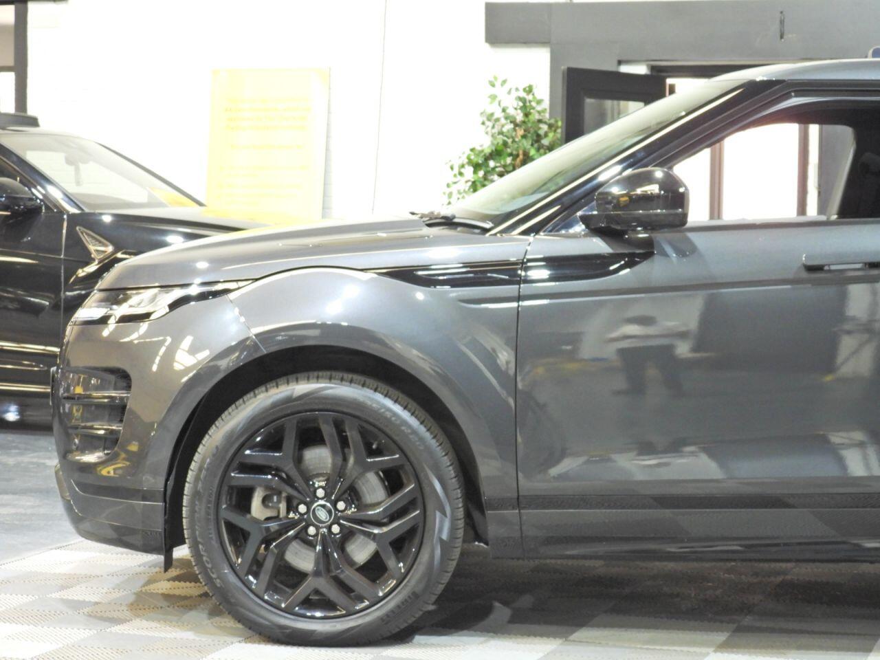 Land Rover Range Rover Evoque view 2