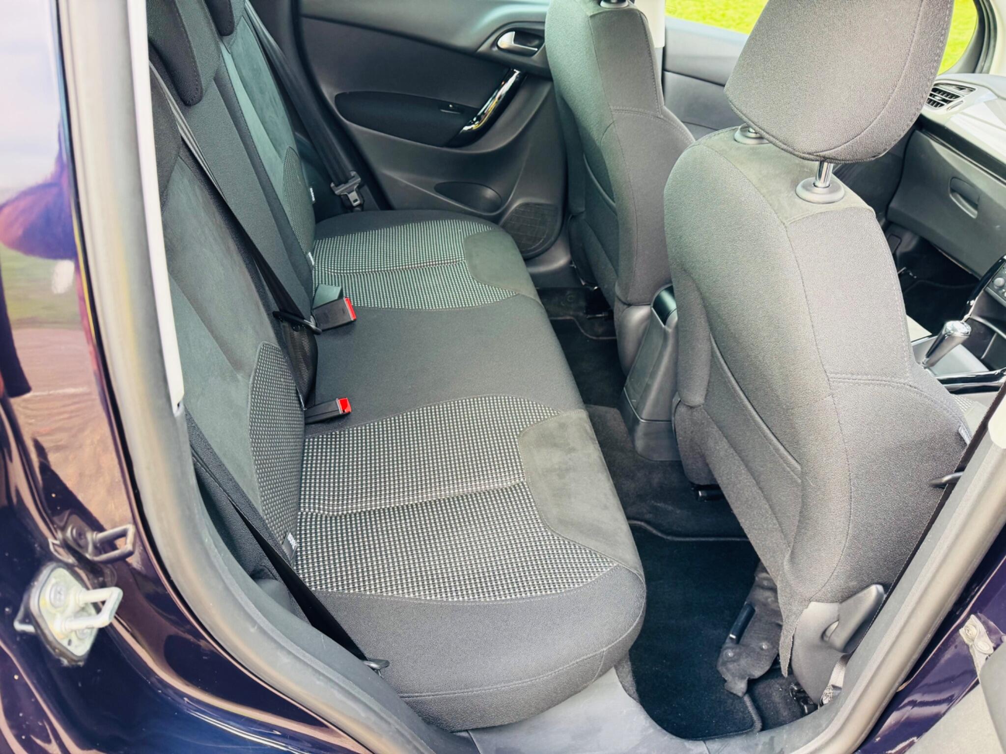 2015 Citroen C3 image 15