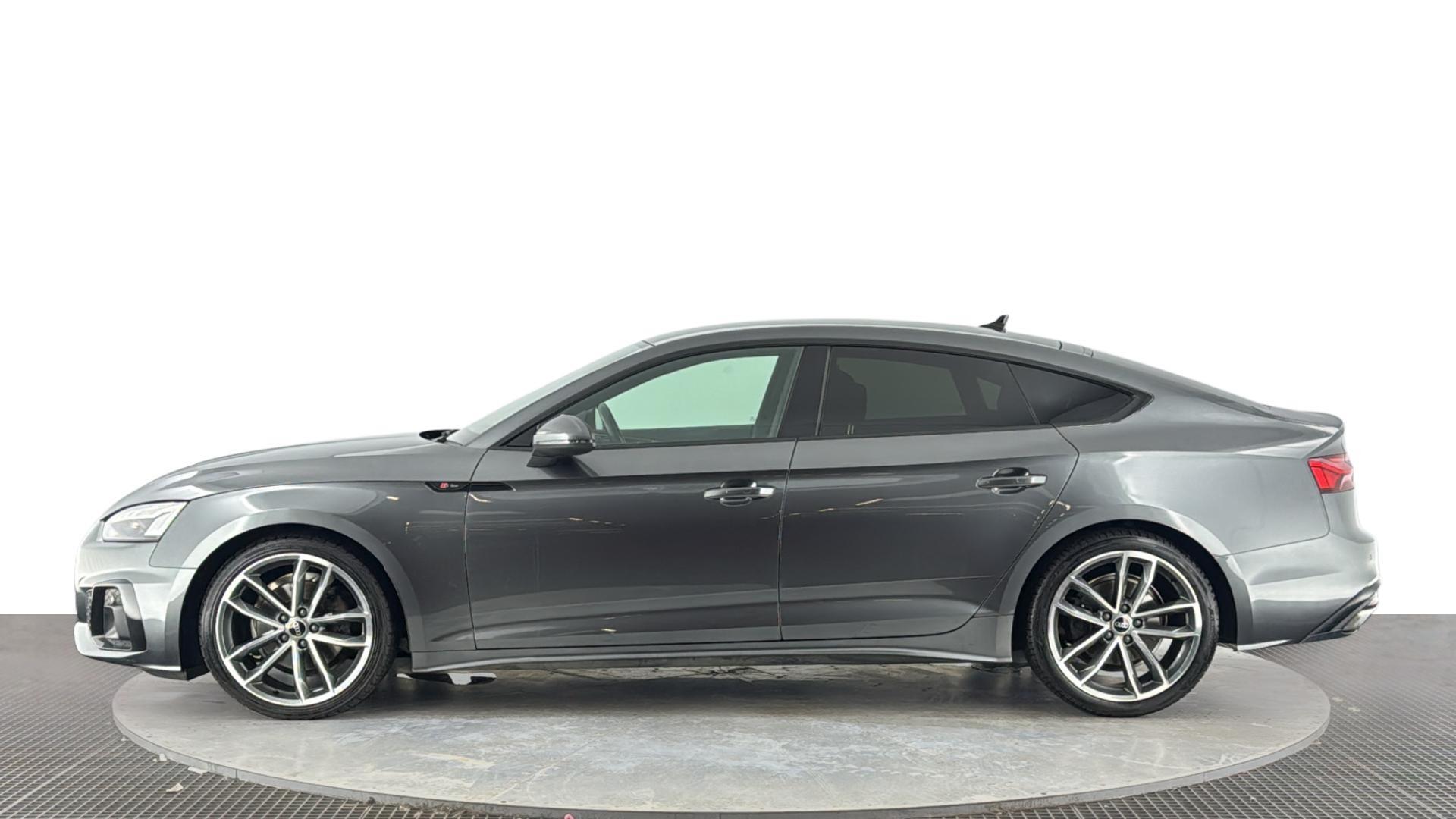Audi A5 view 7
