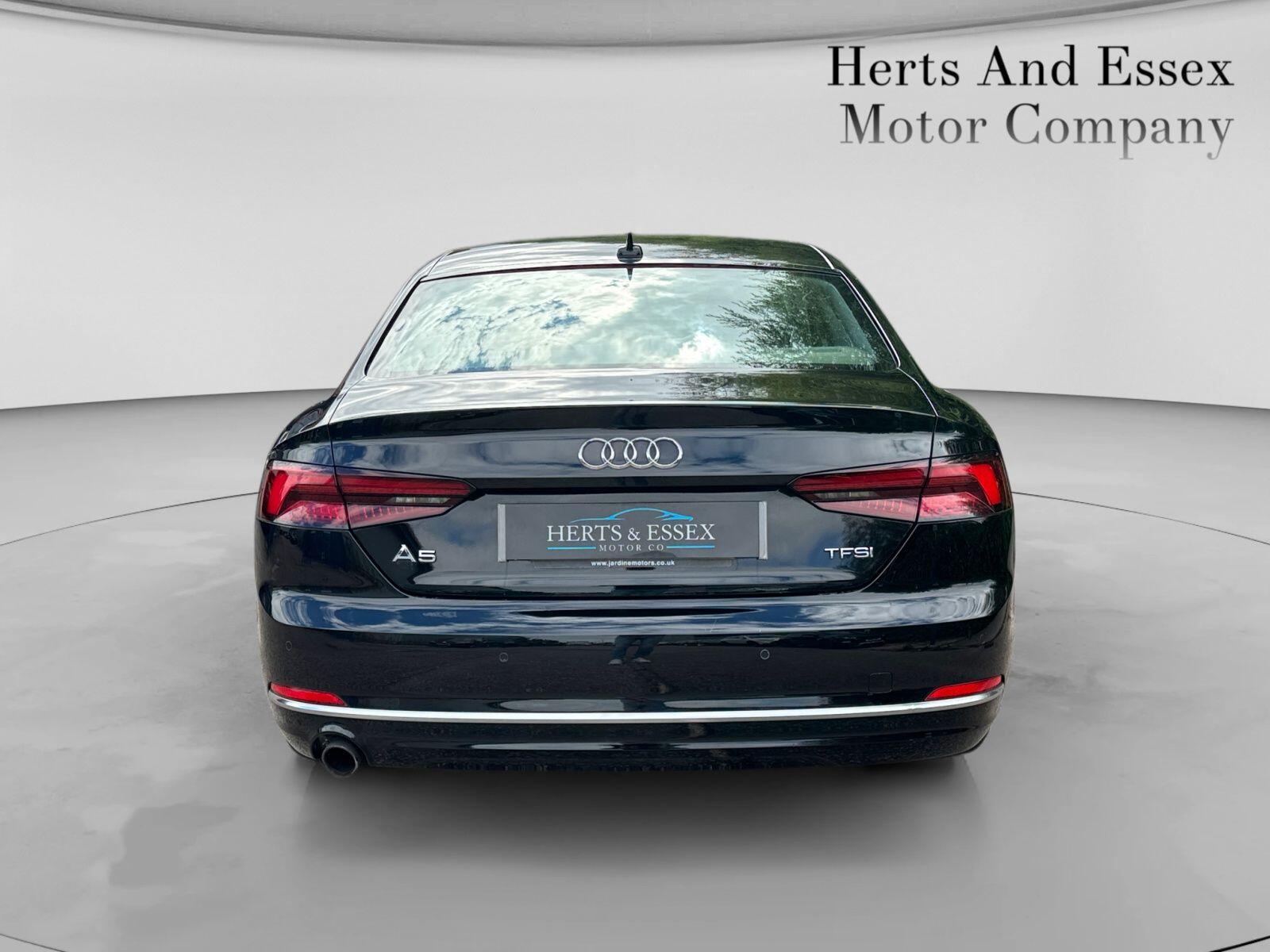 Audi A5 view 6