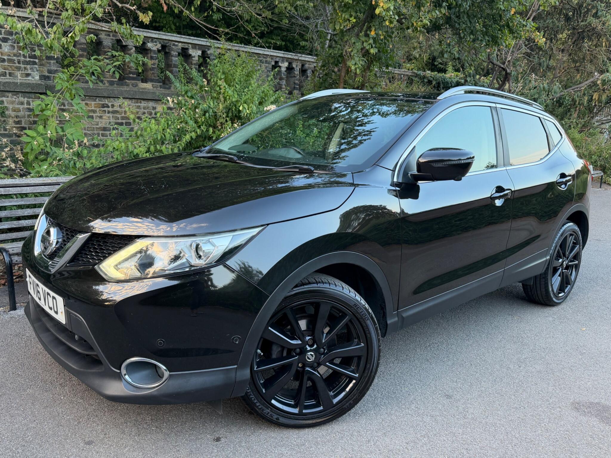Nissan Qashqai view 3