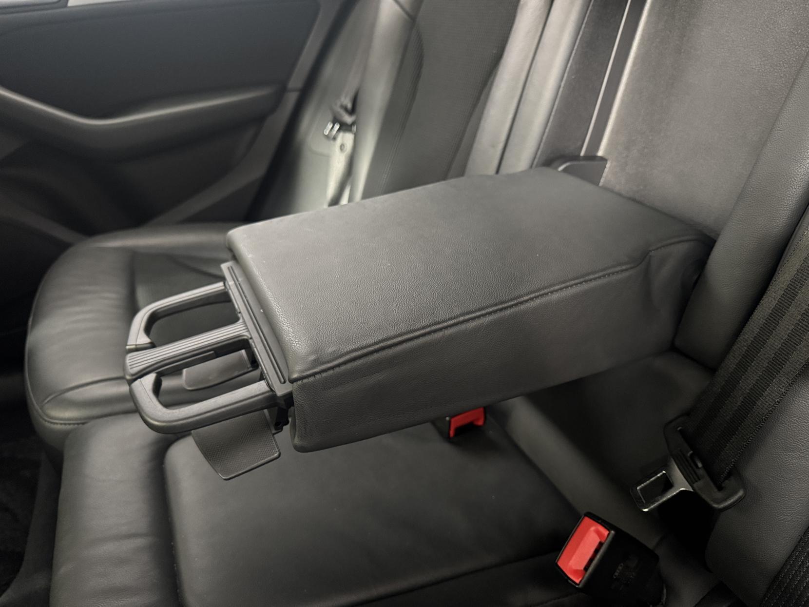 Audi Q5 view 42