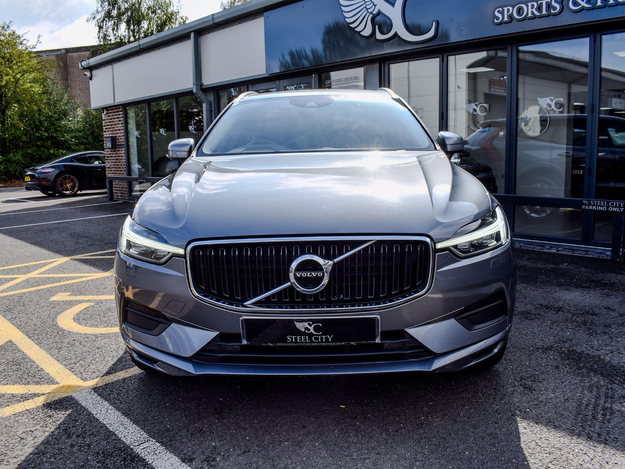 Volvo XC60 view 2