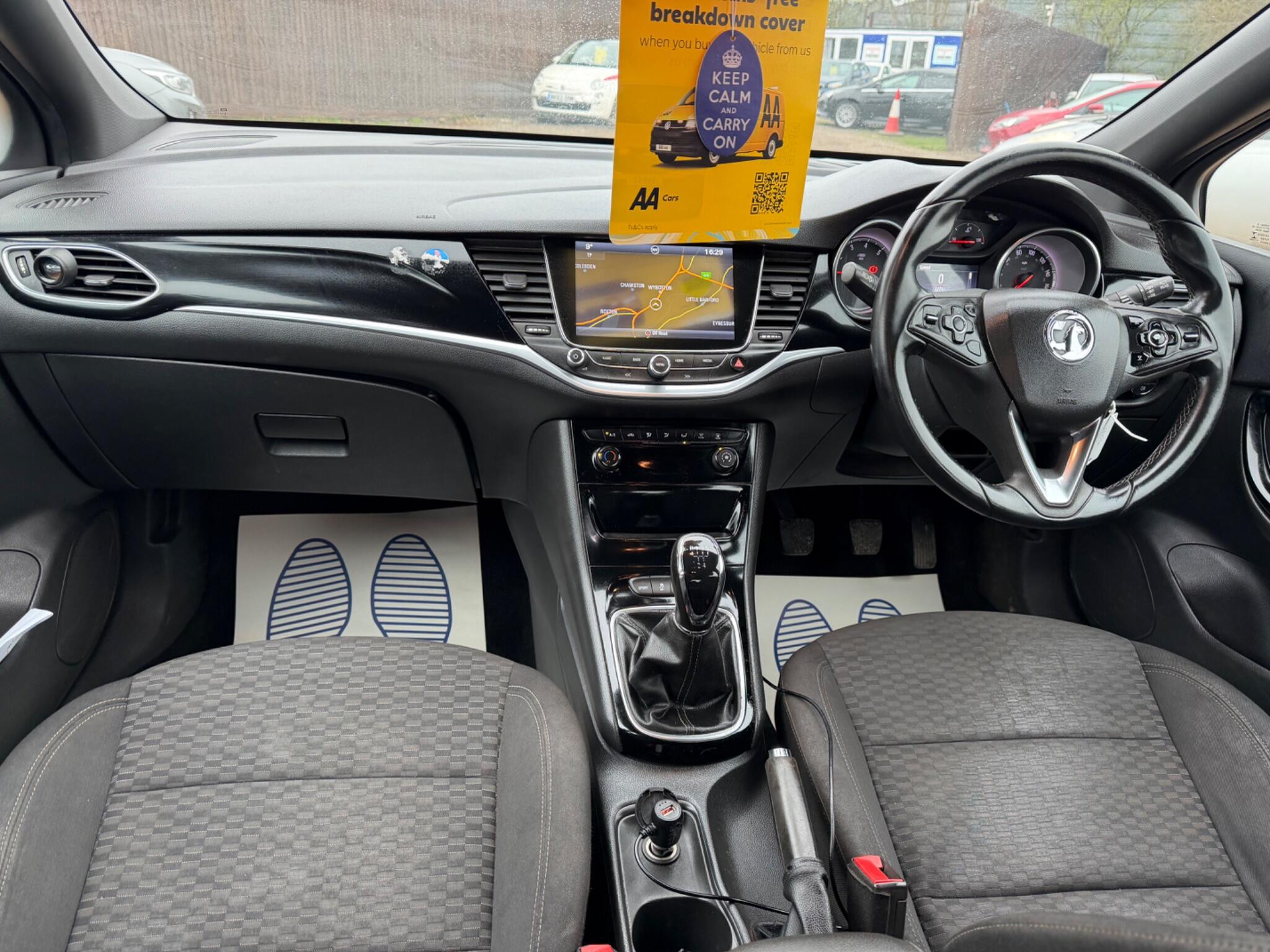 2016 Vauxhall Astra 1.0i Turbo ecoFLEX SRi Nav Euro 6 (s/s) 5dr image 15
