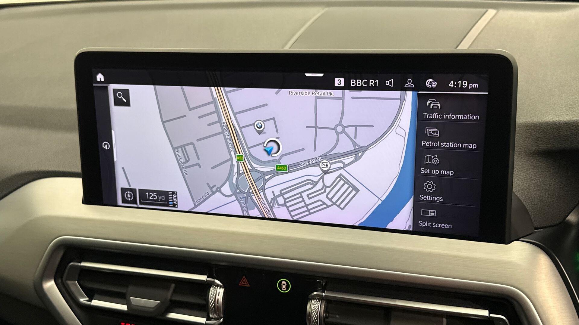 BMW X3 view 25