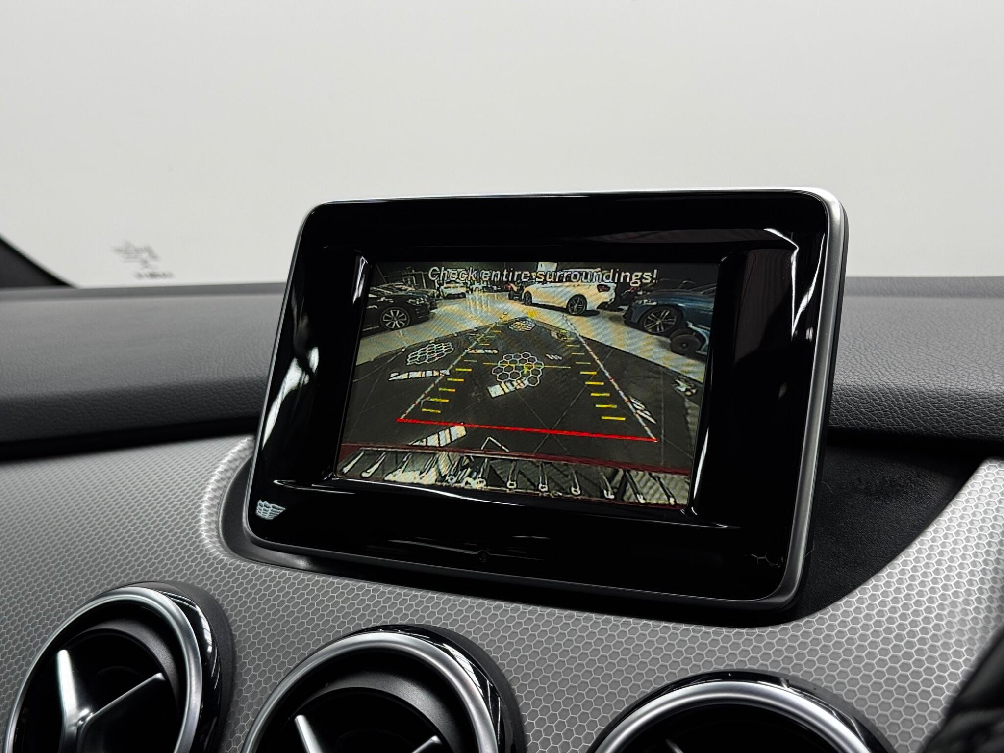 Mercedes-Benz B-Class view 8