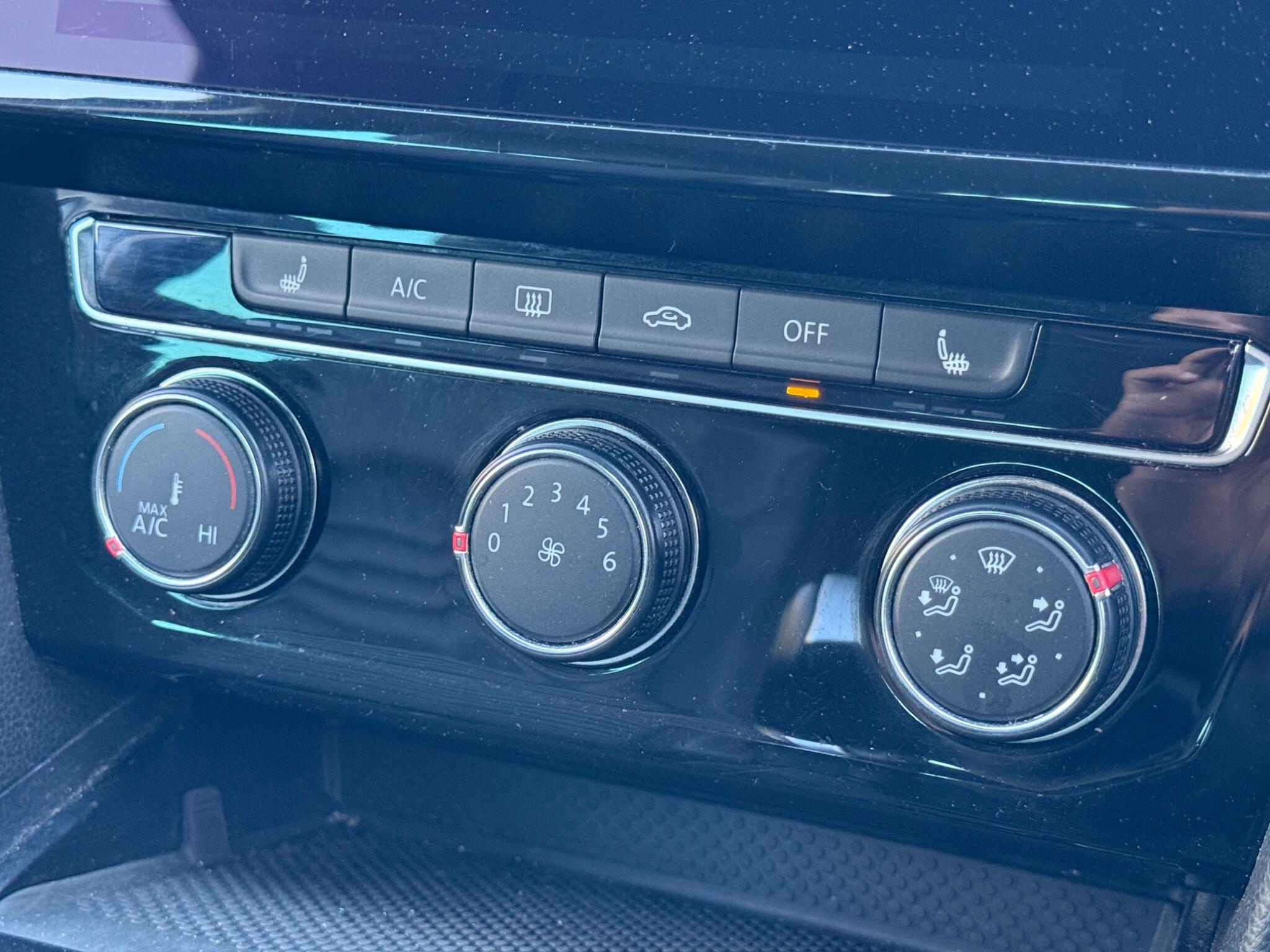 Volkswagen Passat - Image 62
