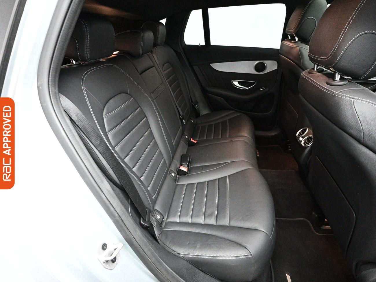 Mercedes-Benz Eqc view 14