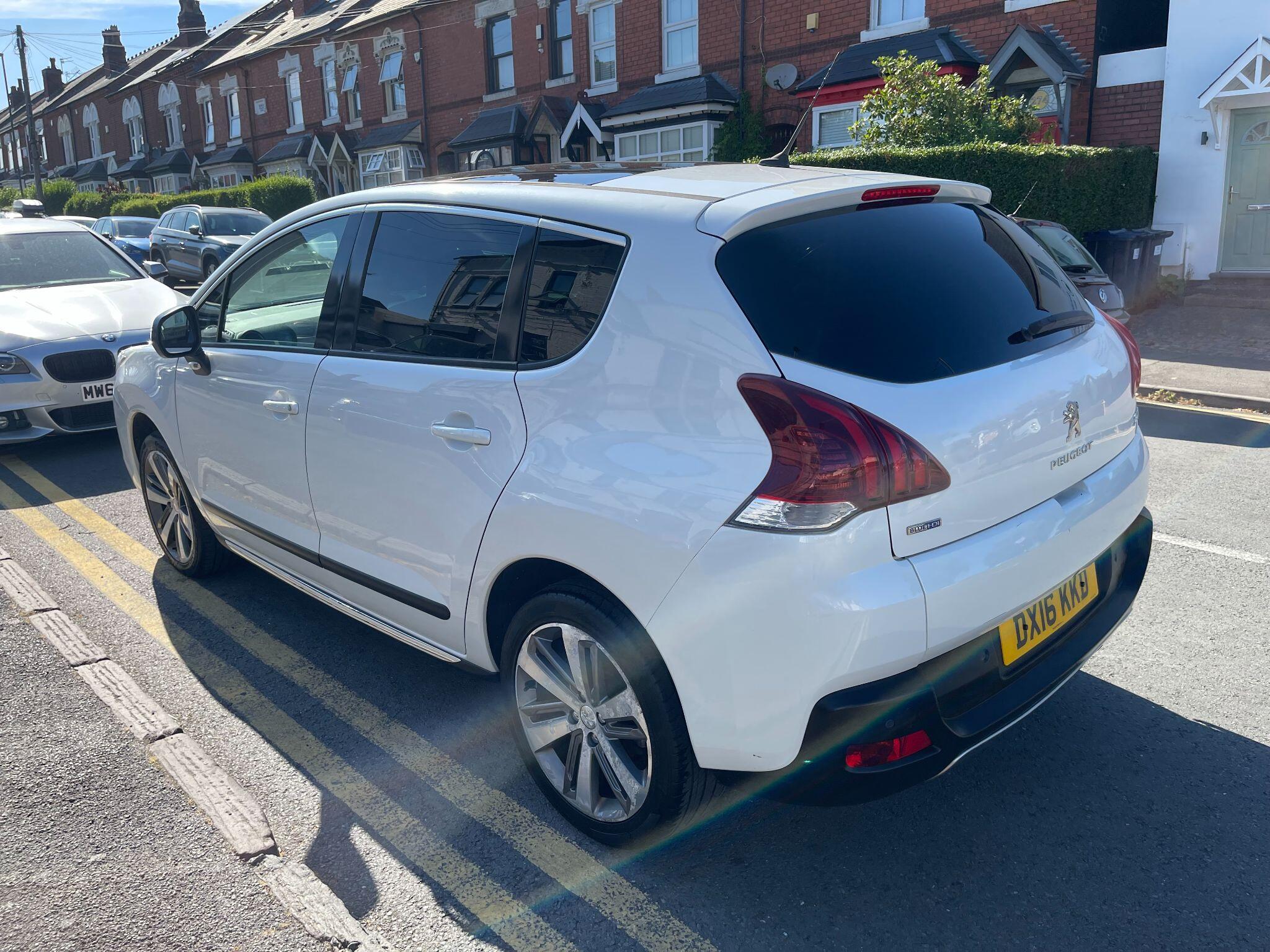 Peugeot 3008 view 16