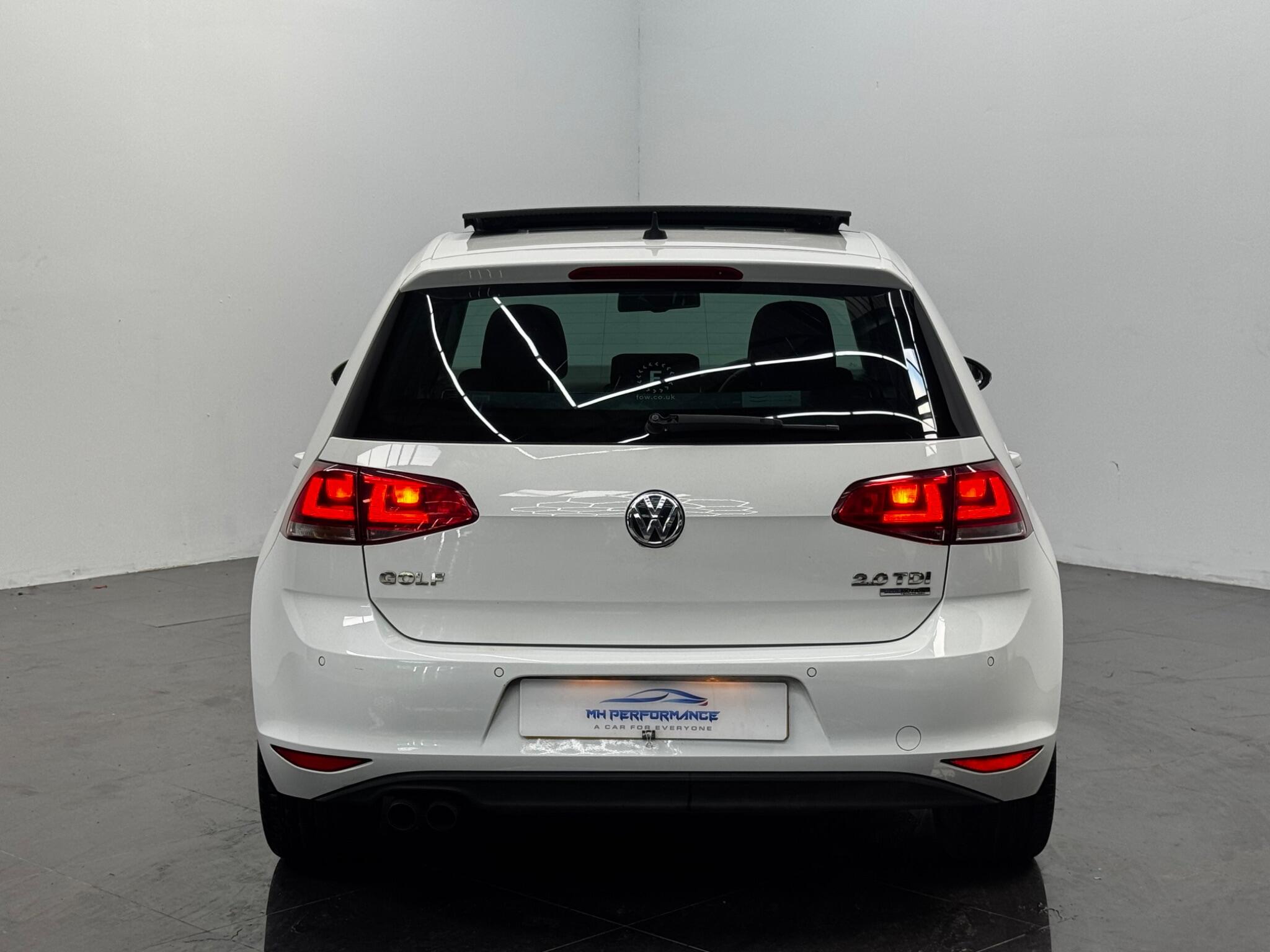 Volkswagen Golf view 75