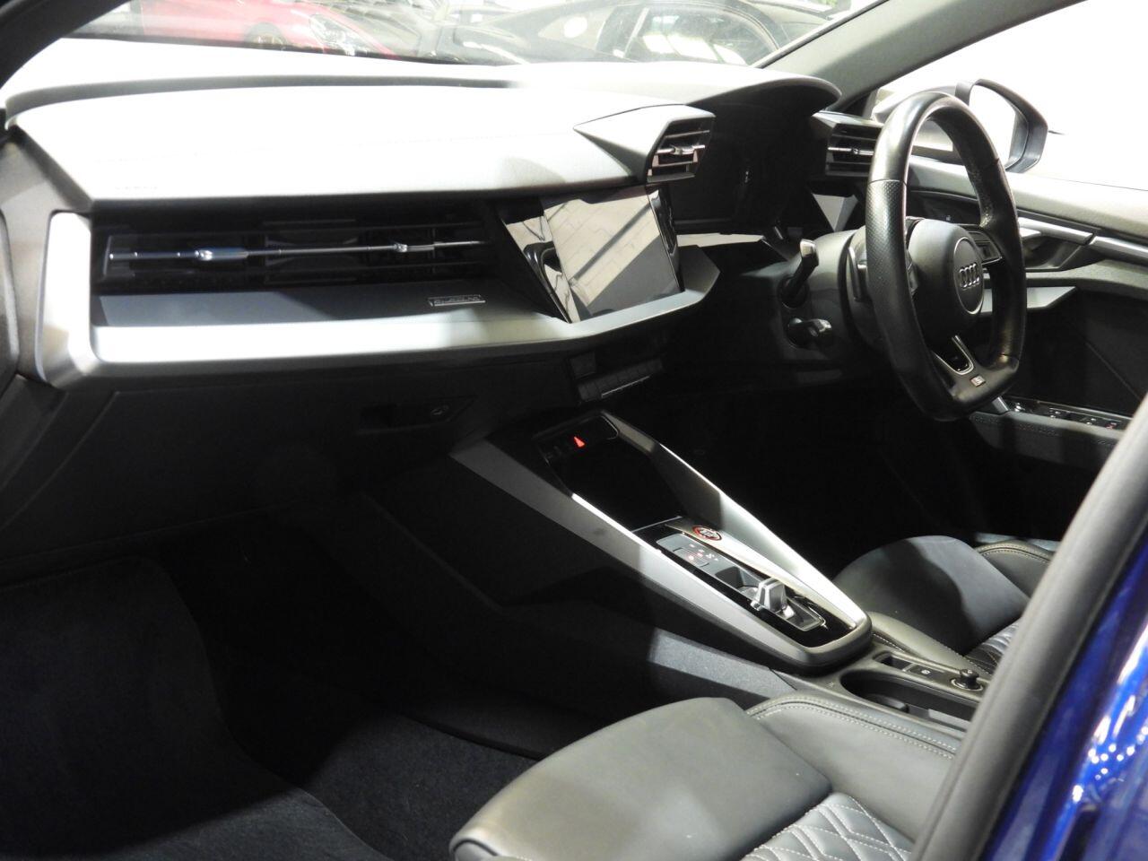 Audi S3 view 21
