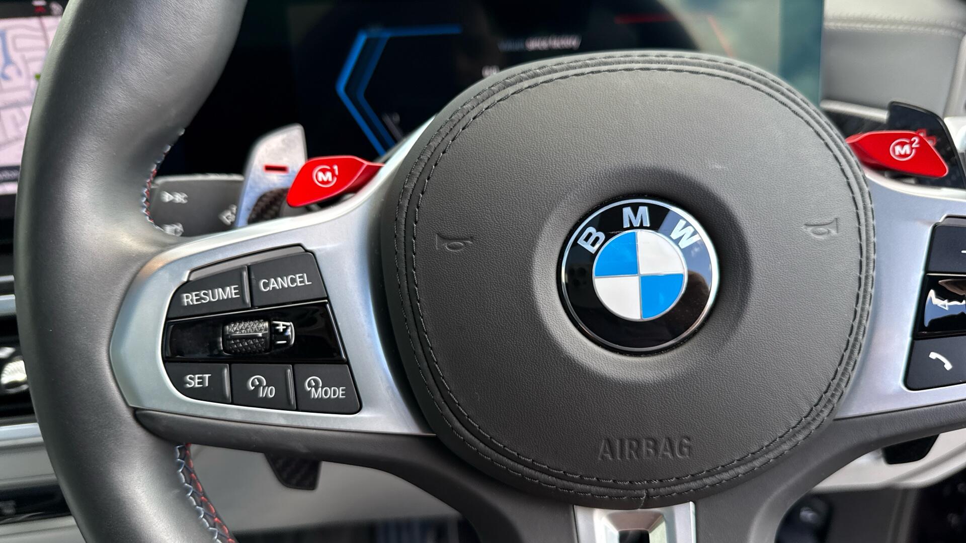 BMW X5 M view 17