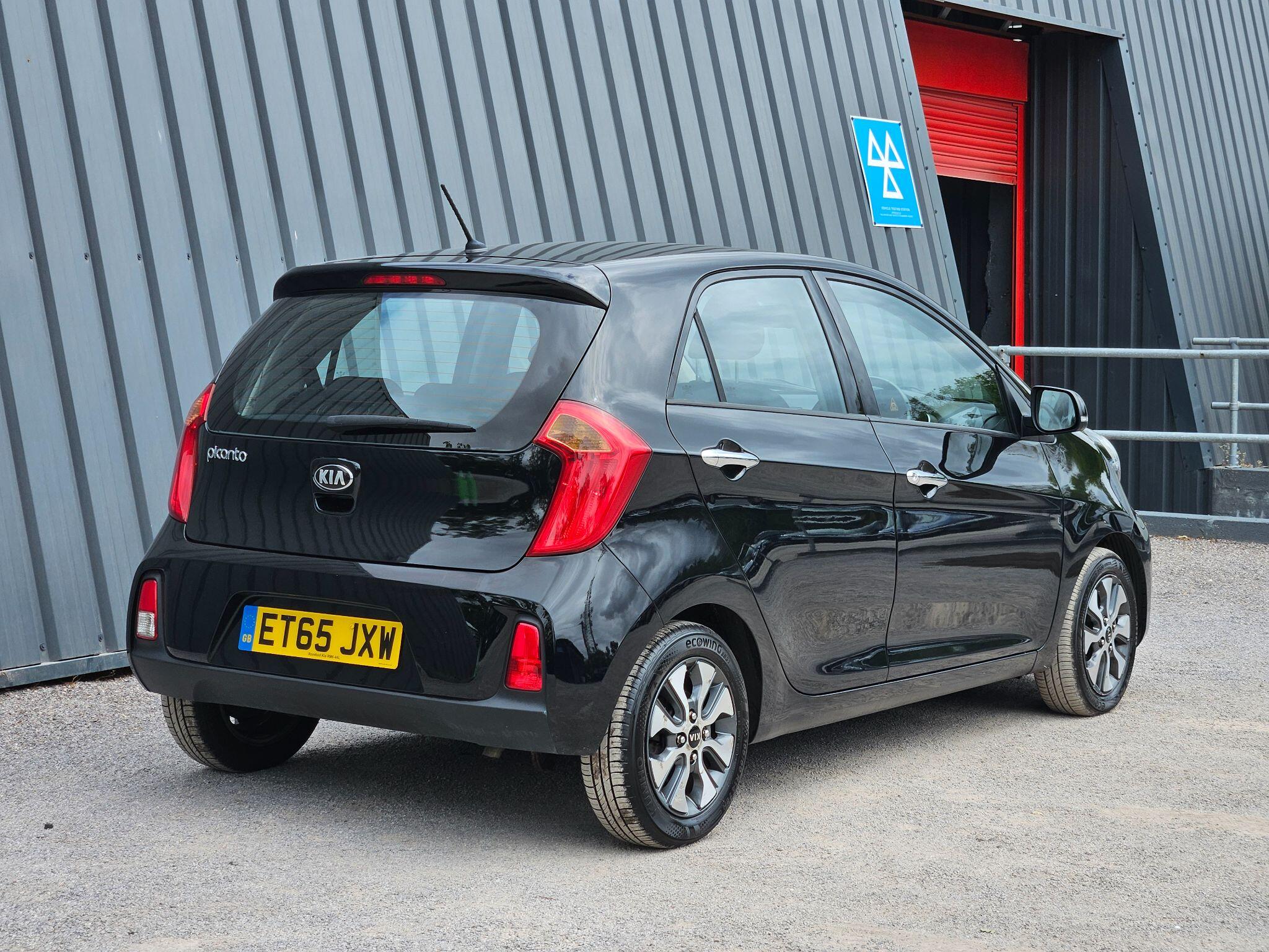 2016 Kia Picanto image 9