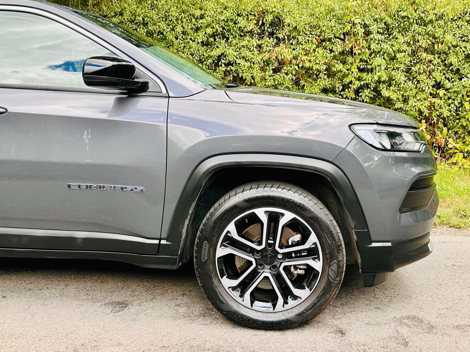 Jeep Compass view 47