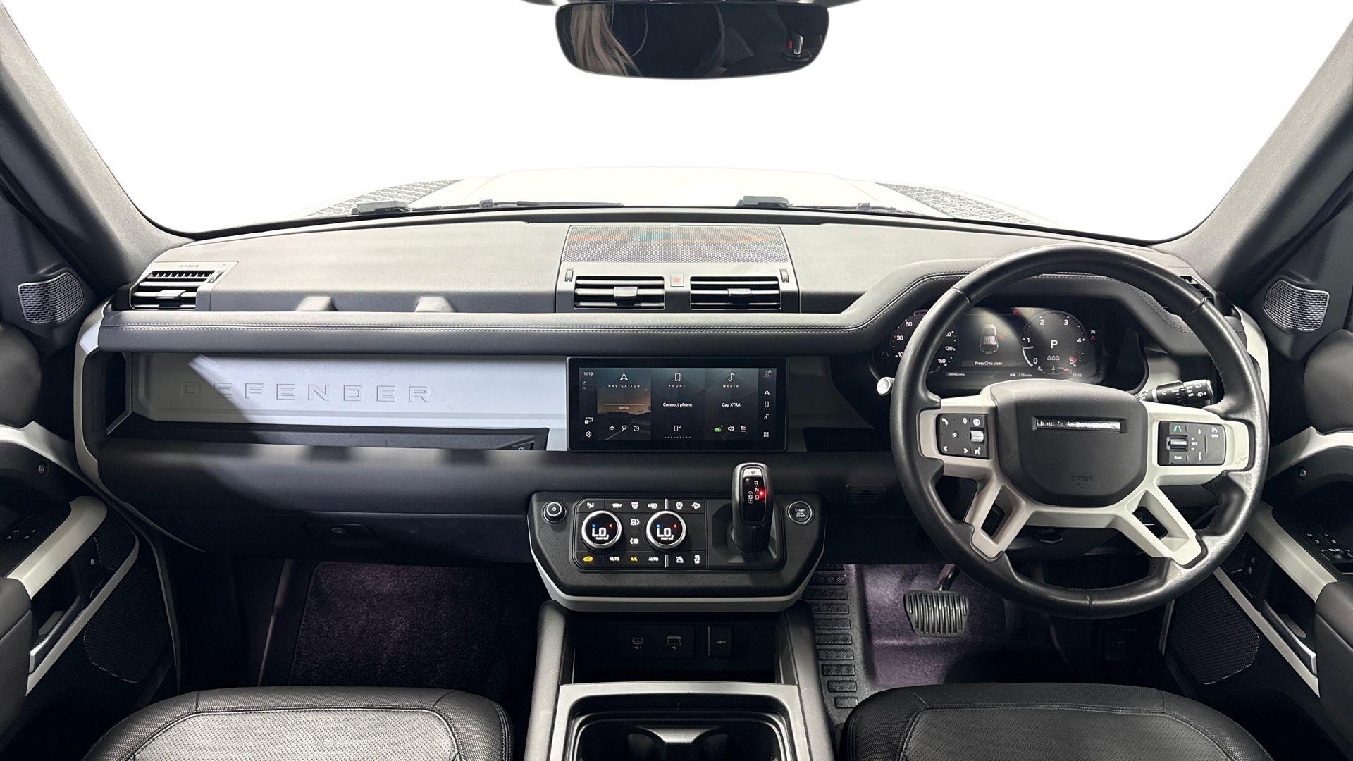 Land Rover Defender view 9