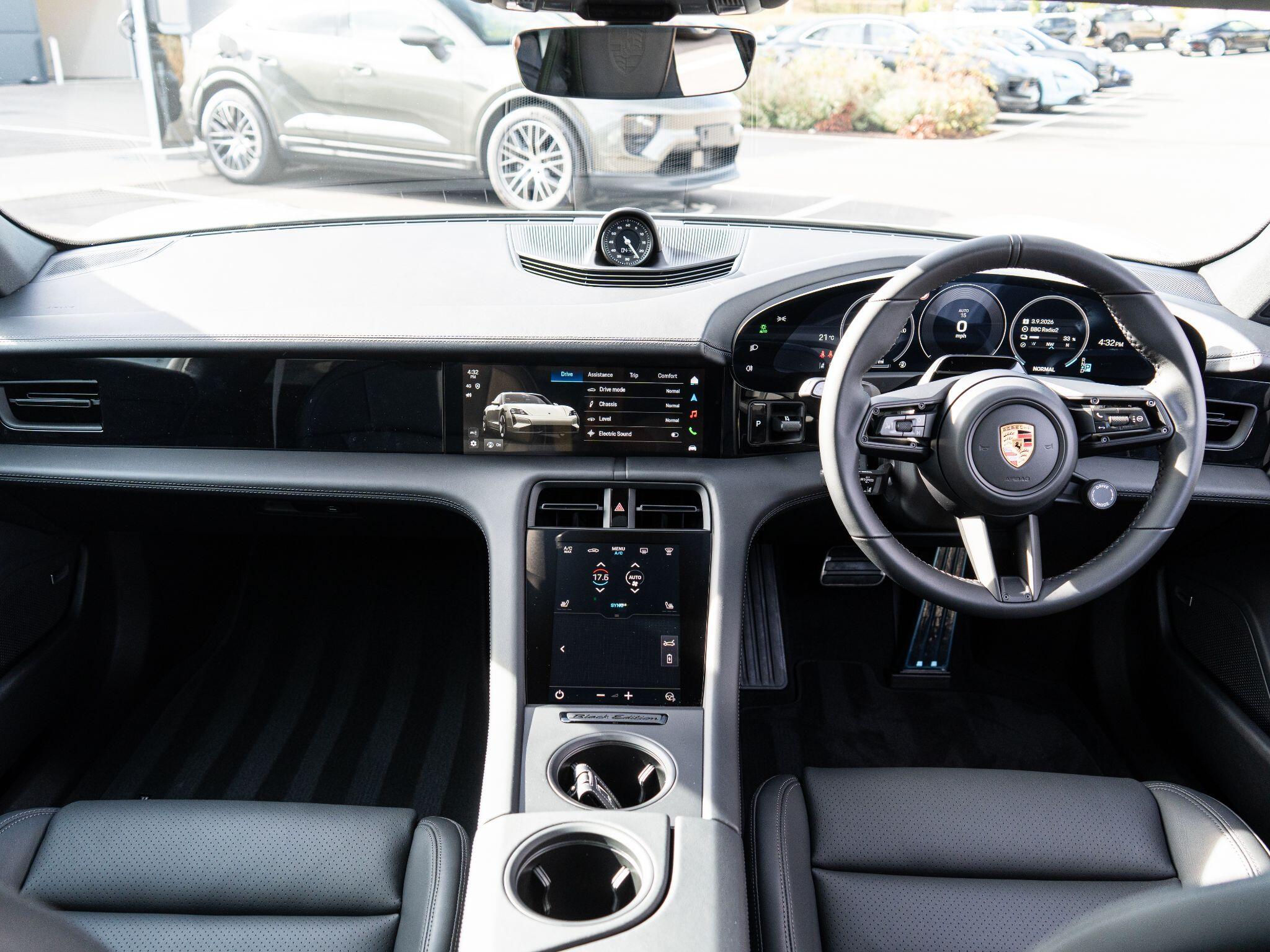 Porsche Taycan view 23