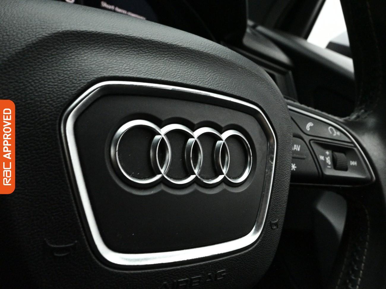 Audi SQ5 view 24