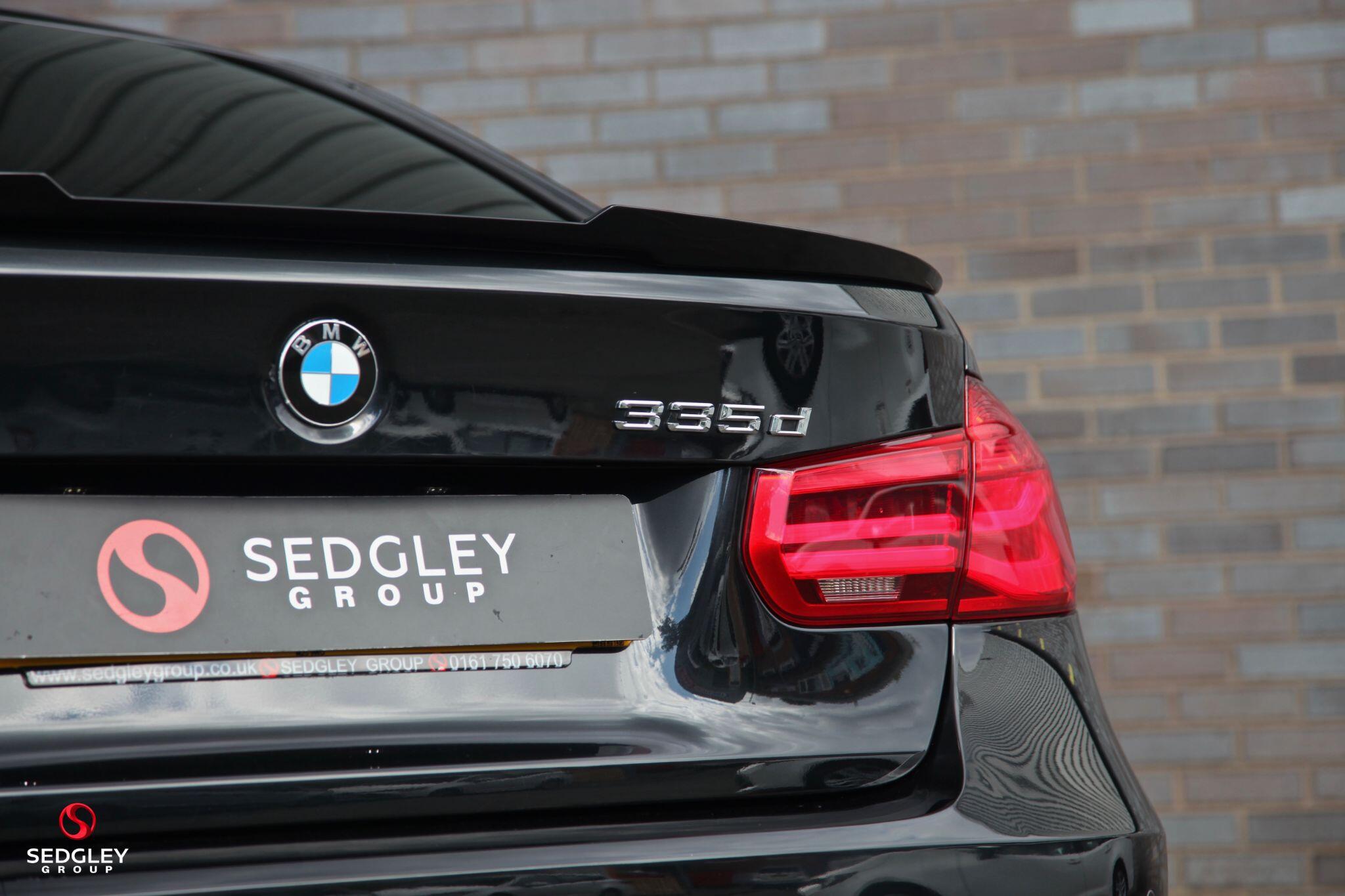 BMW 3 Series view 12