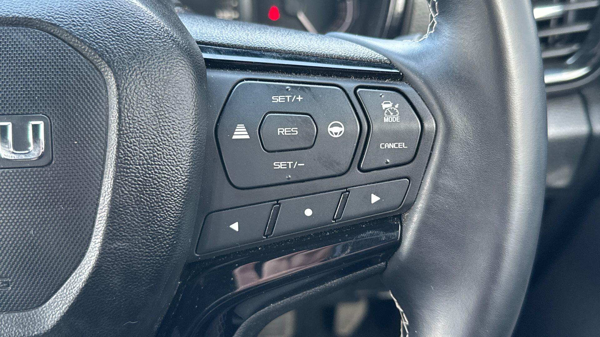 Isuzu D-Max view 16