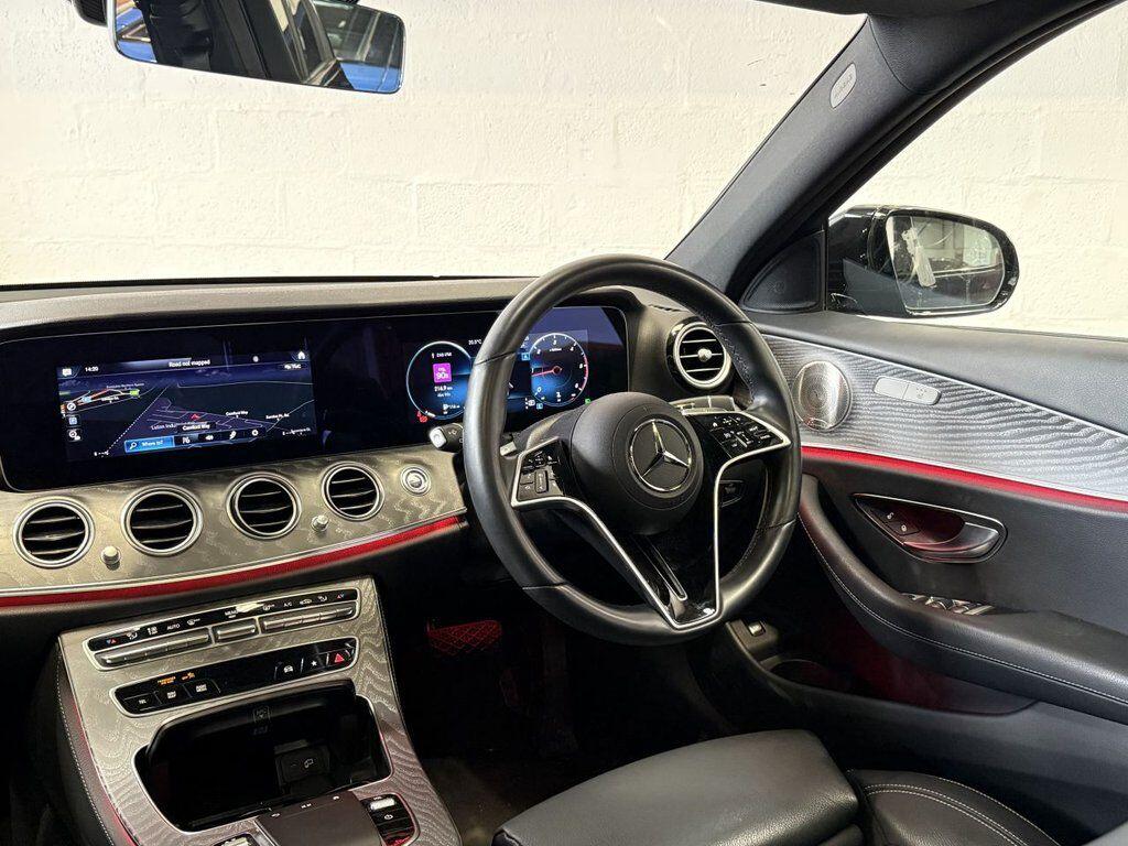 Mercedes-Benz E Class view 35