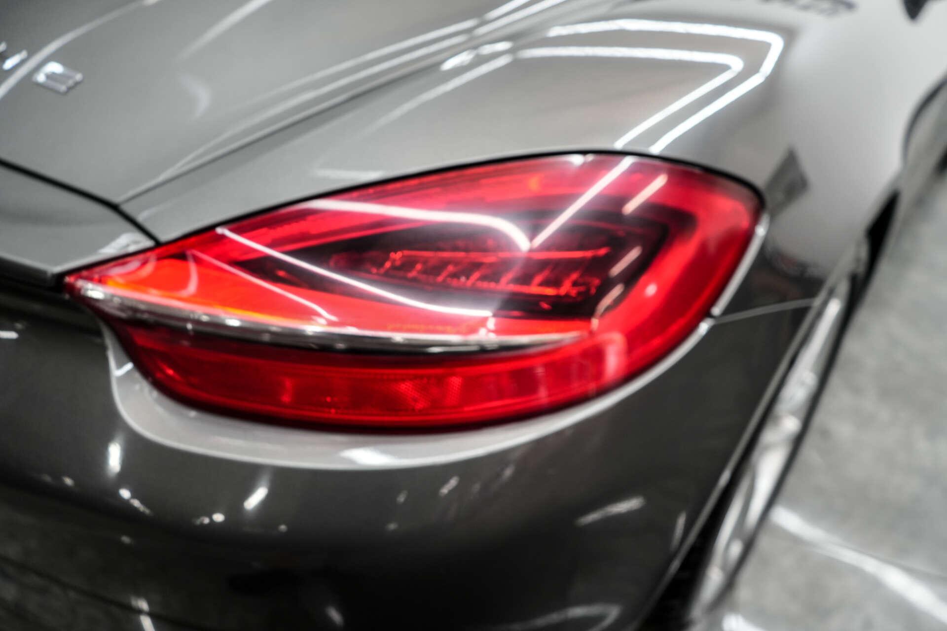 Porsche Boxster view 16