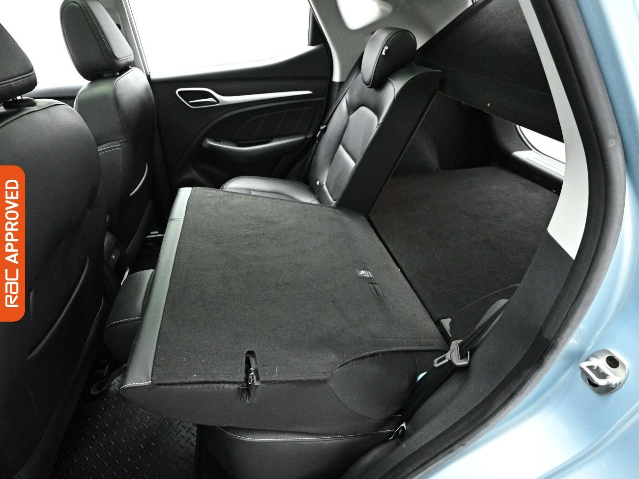MG ZS view 28