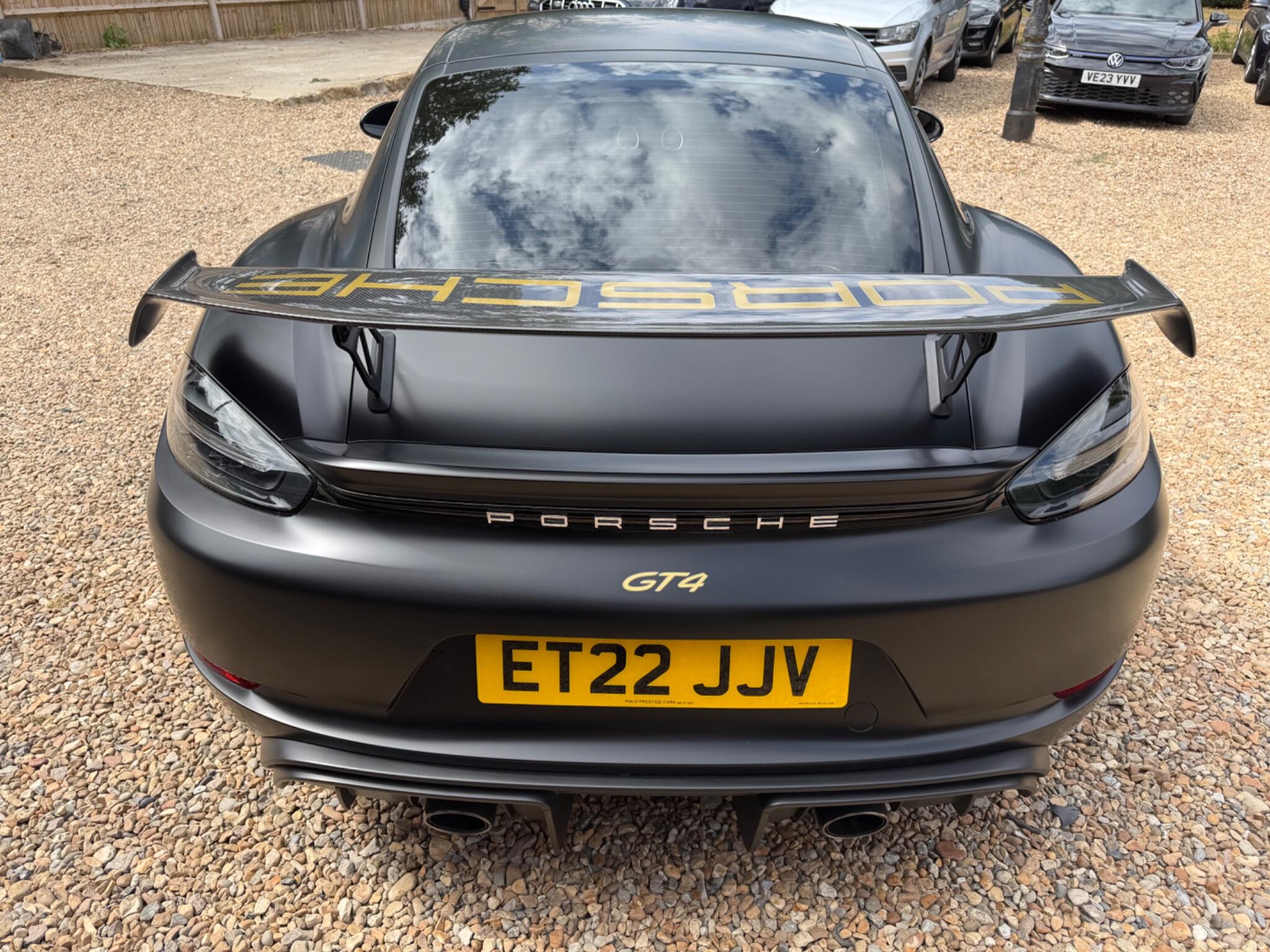 Porsche Cayman view 8