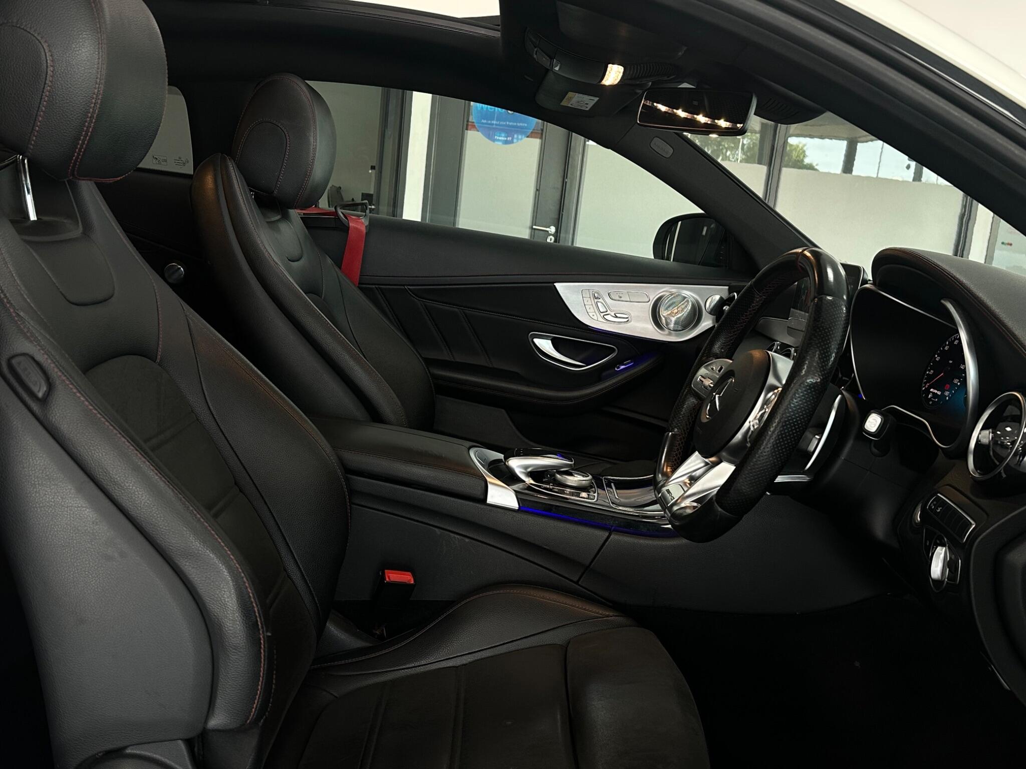 Mercedes-Benz C Class view 22