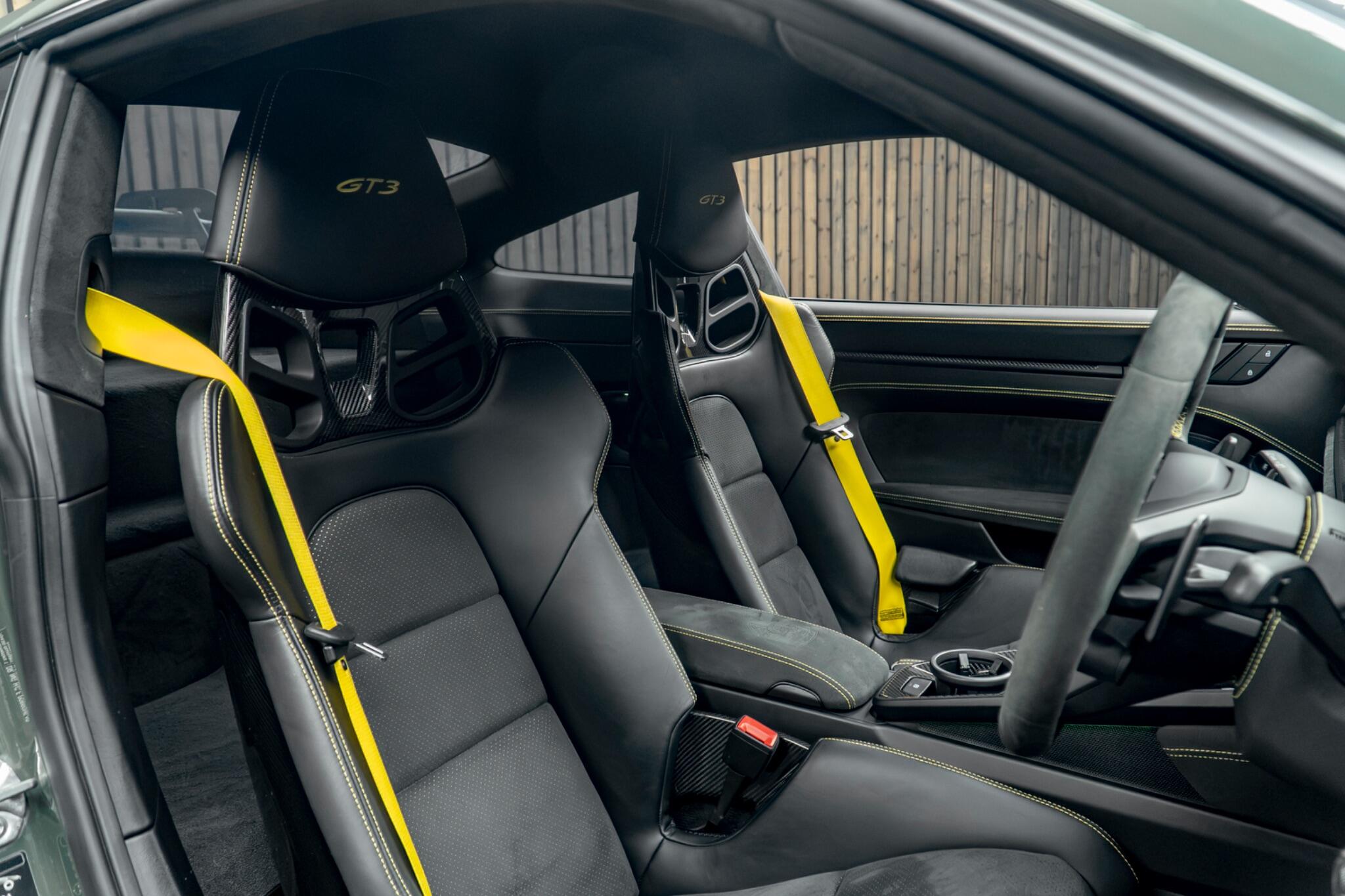 Porsche 911 view 2