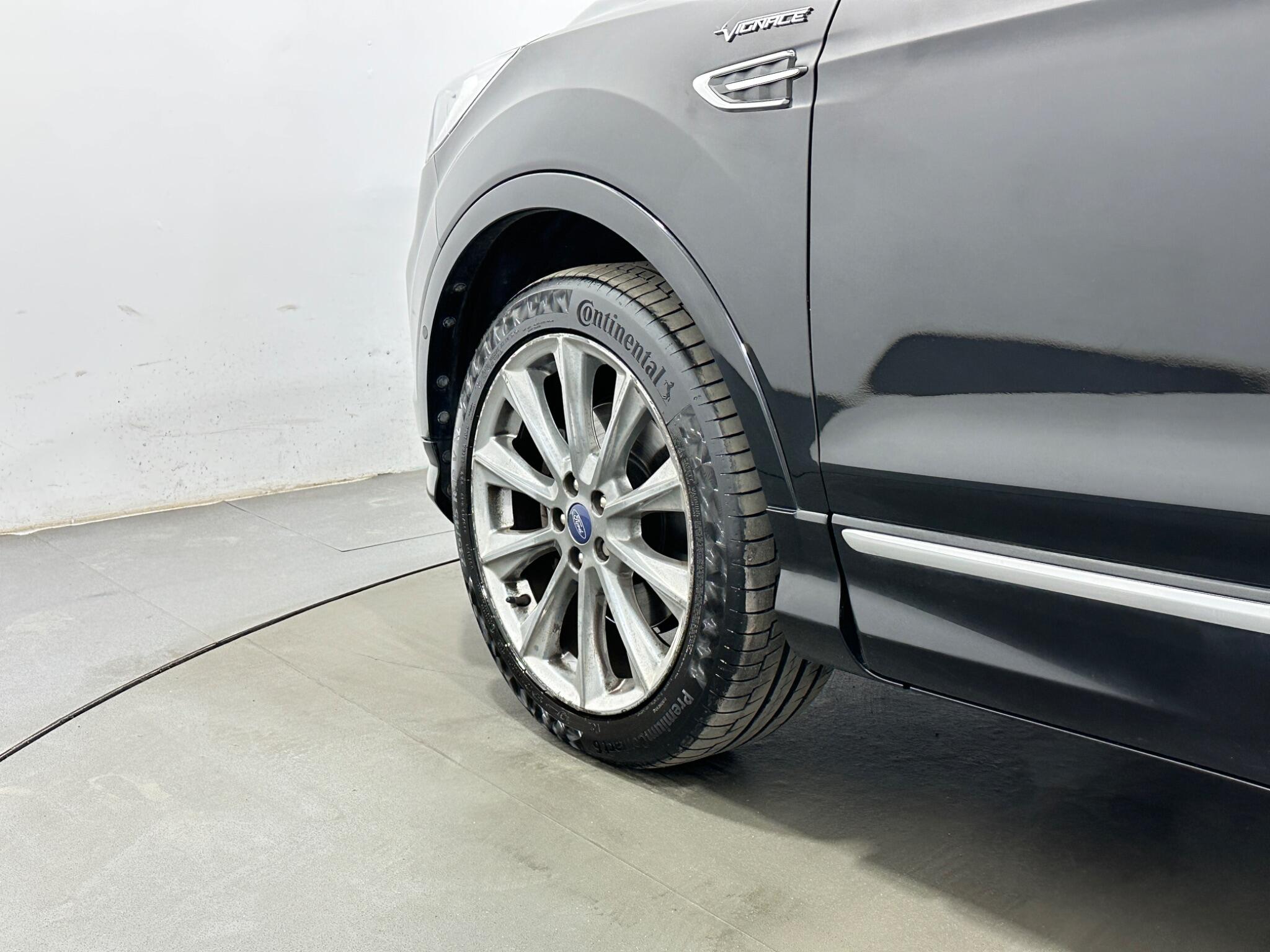 Ford Kuga view 49
